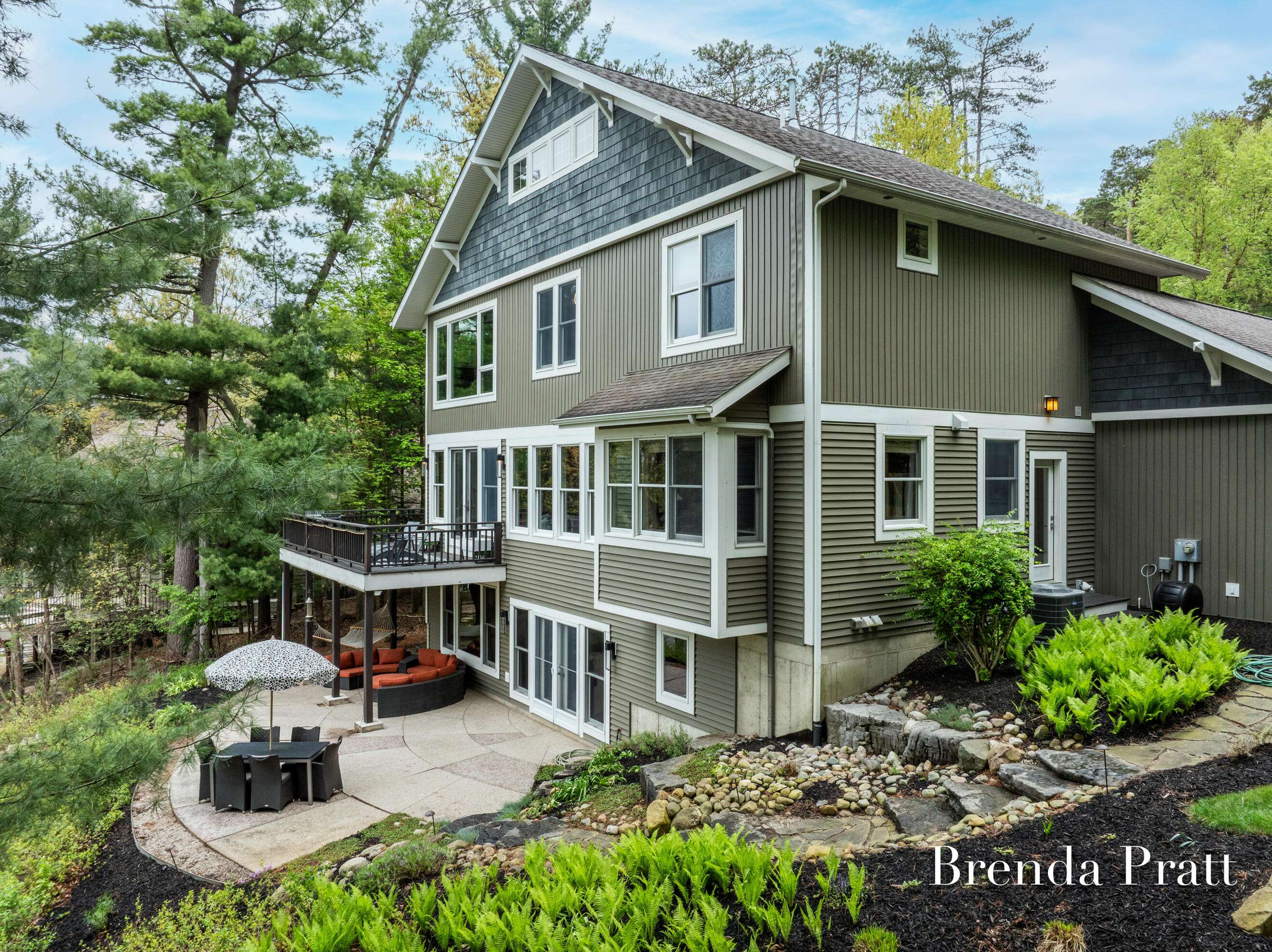 Ada, MI 49301,2100 Timber Point SE Drive