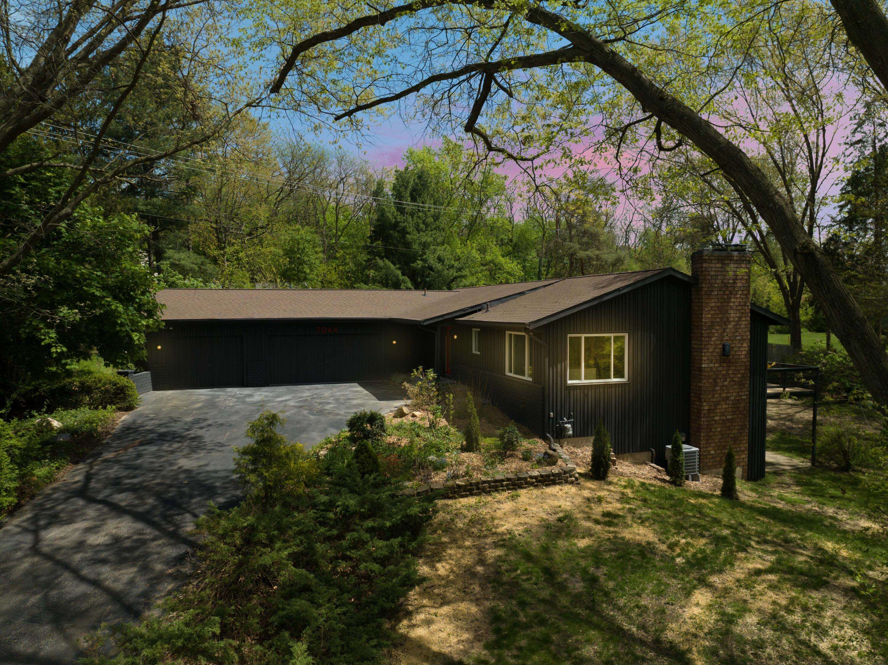 Grand Rapids, MI 49546,7044 Cascade SE Road