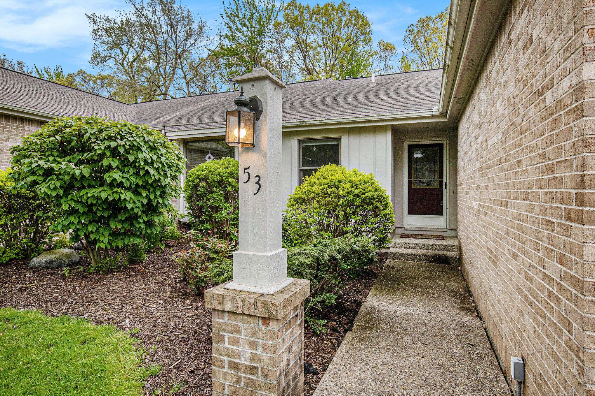 Grand Rapids, MI 49504,53 Skyline NW Circle #155