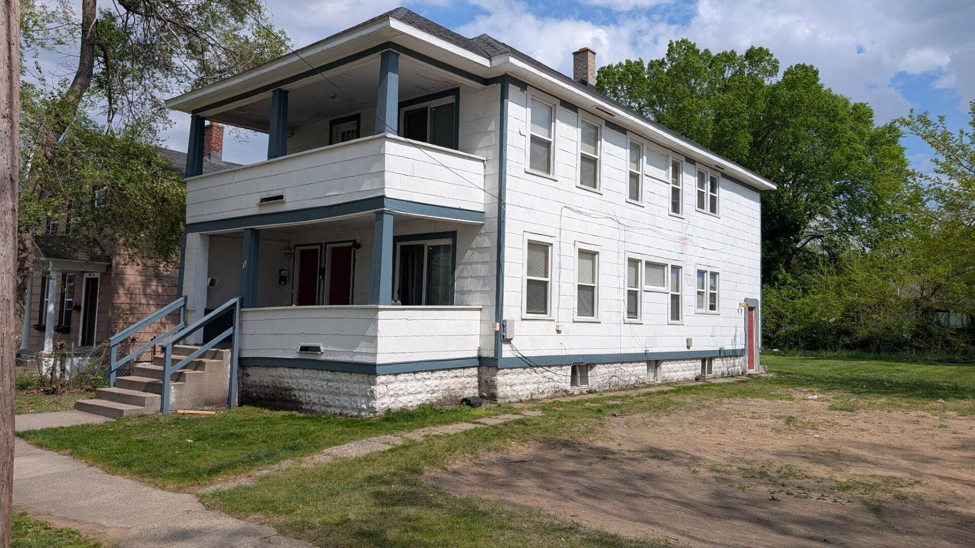 Muskegon, MI 49442,39 Iona Avenue