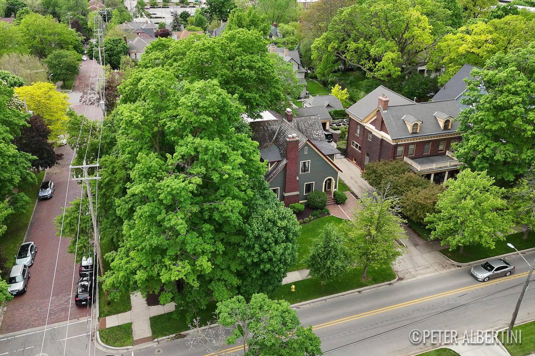 Grand Rapids, MI 49503,455 Madison SE Avenue