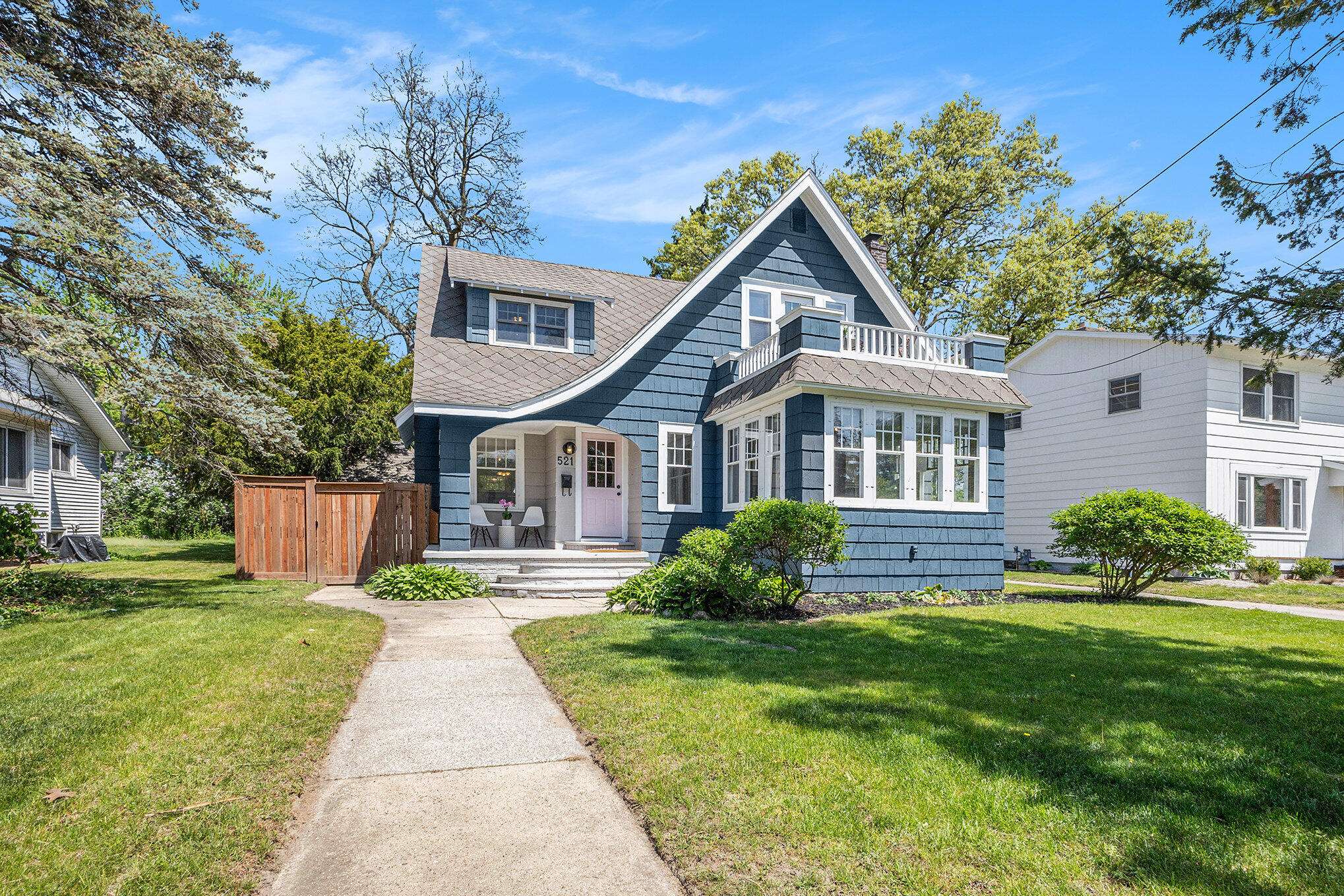 Spring Lake, MI 49456,521 E Savidge Street