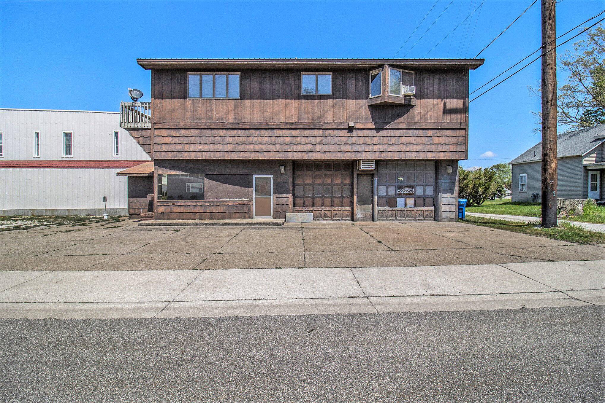 Ludington, MI 49431,929 S Washington Avenue