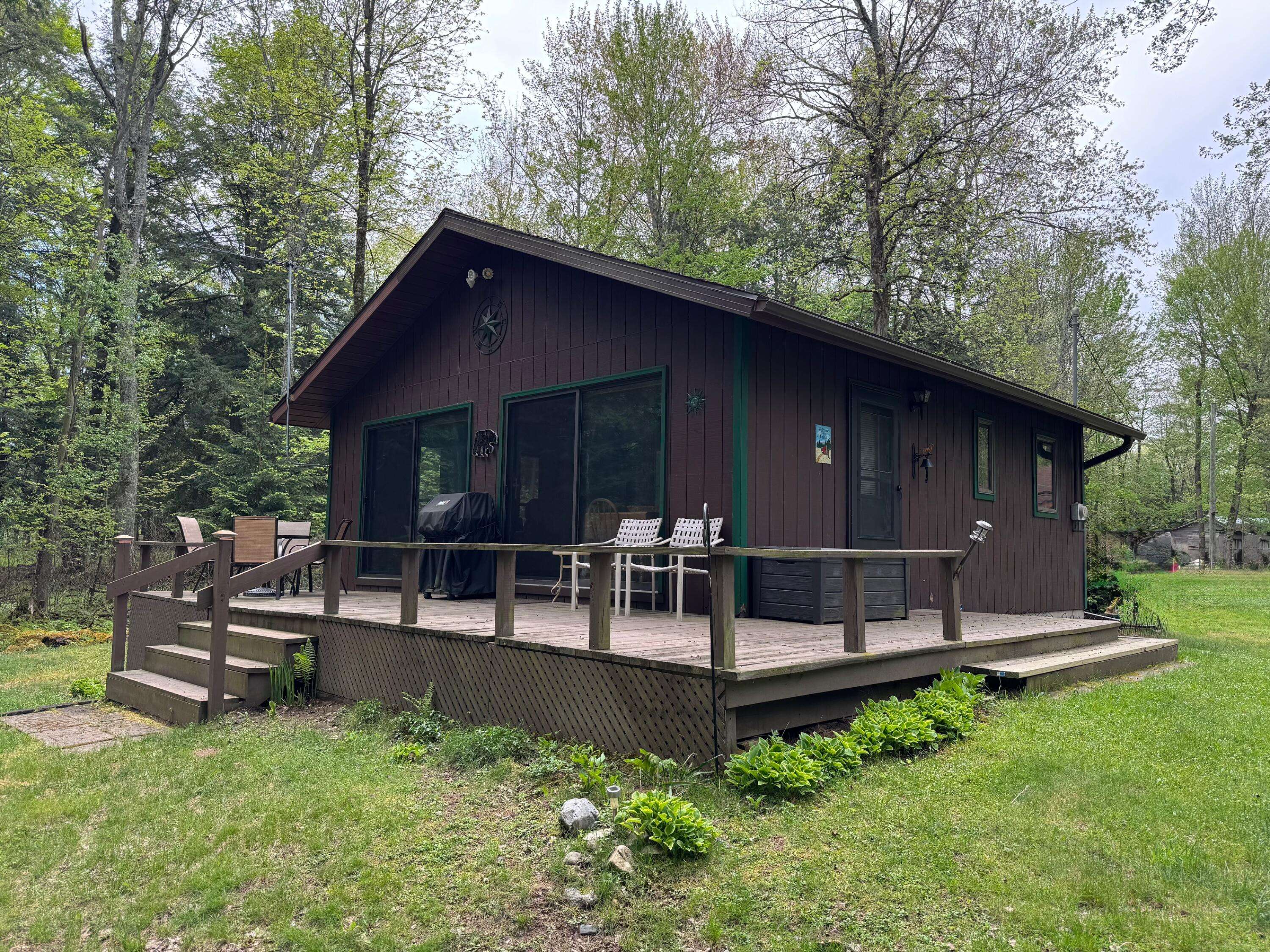 Branch, MI 49402,3574 N Comanche Trail