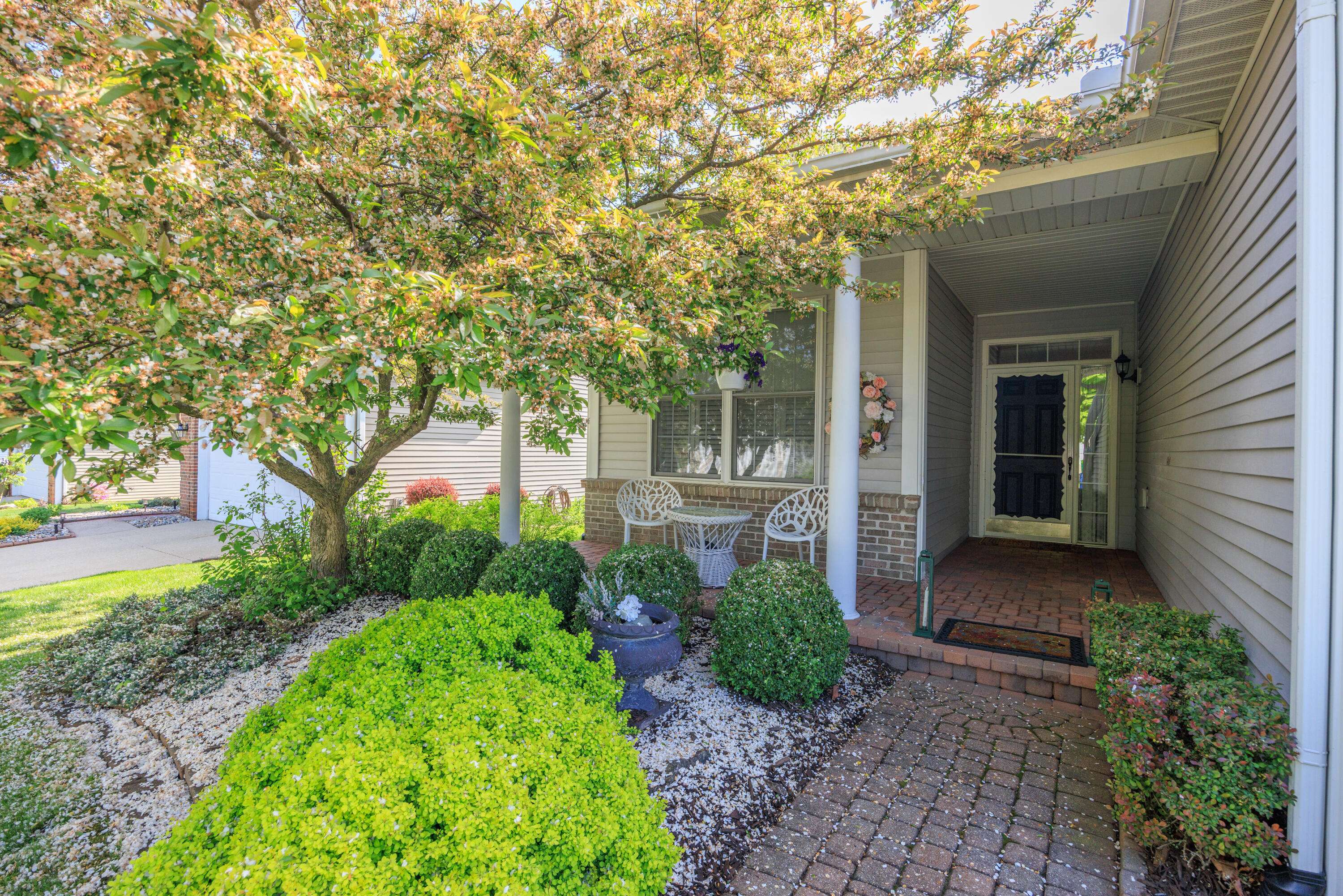 Auburn Hills, MI 48326,3618 Camden Court