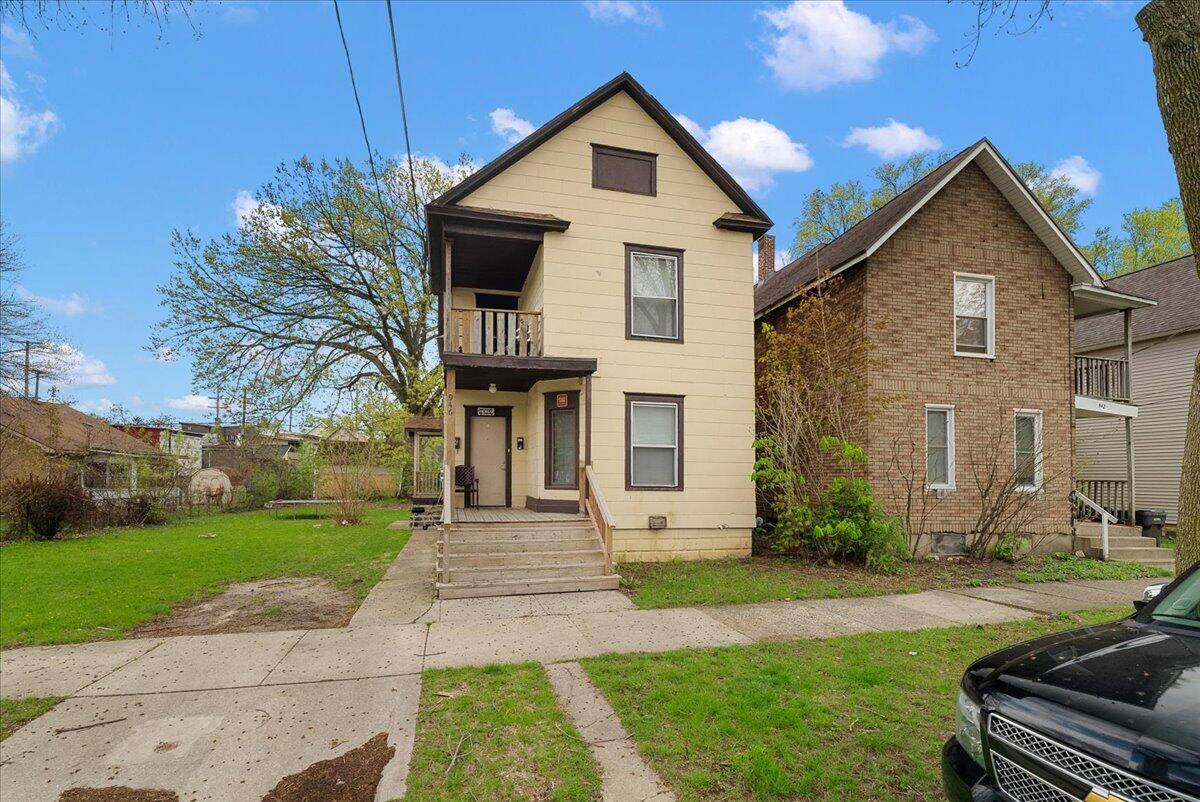 Grand Rapids, MI 49504,946 McReynolds NW Avenue