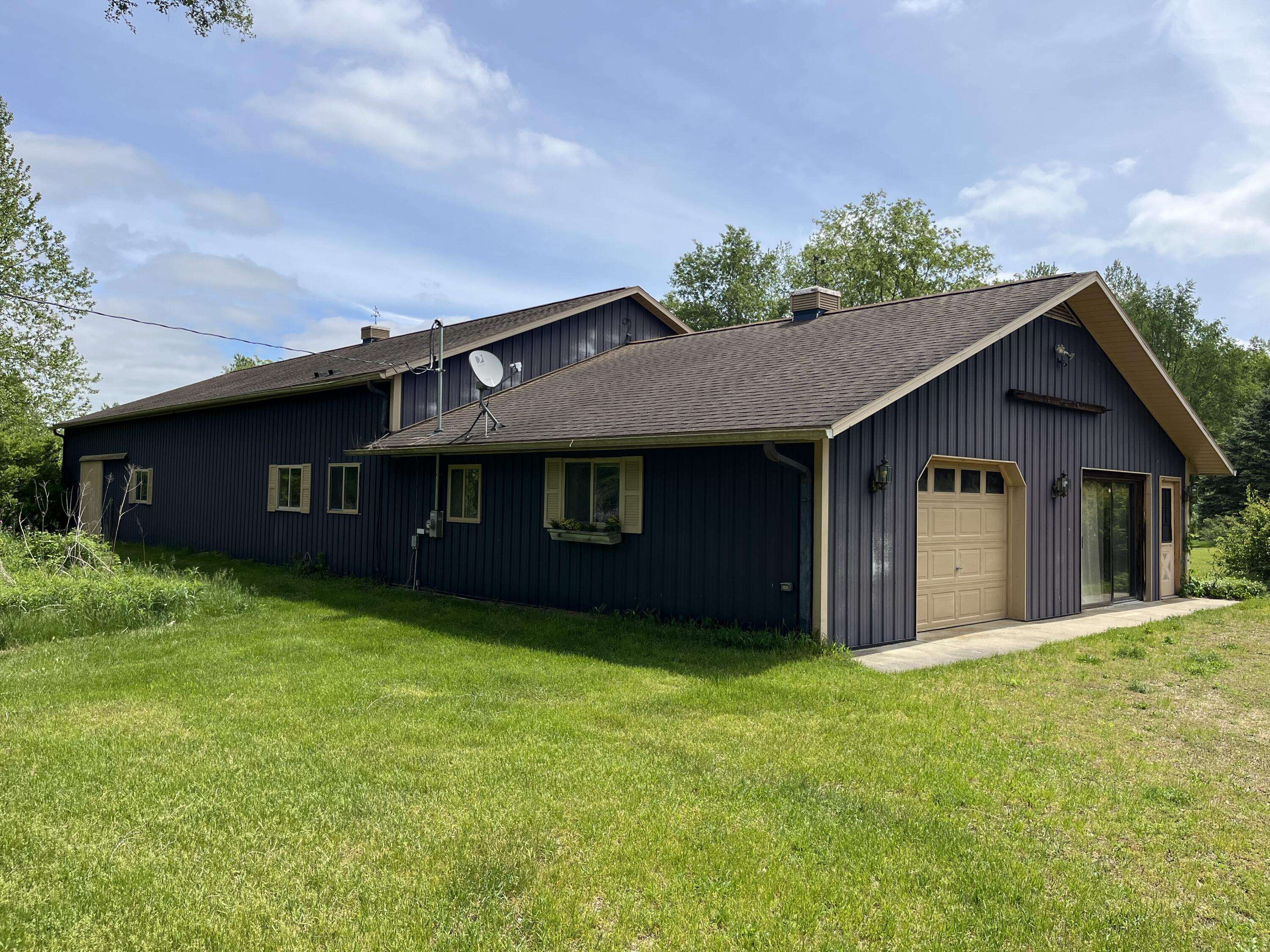 Plainwell, MI 49080,789 7th Street
