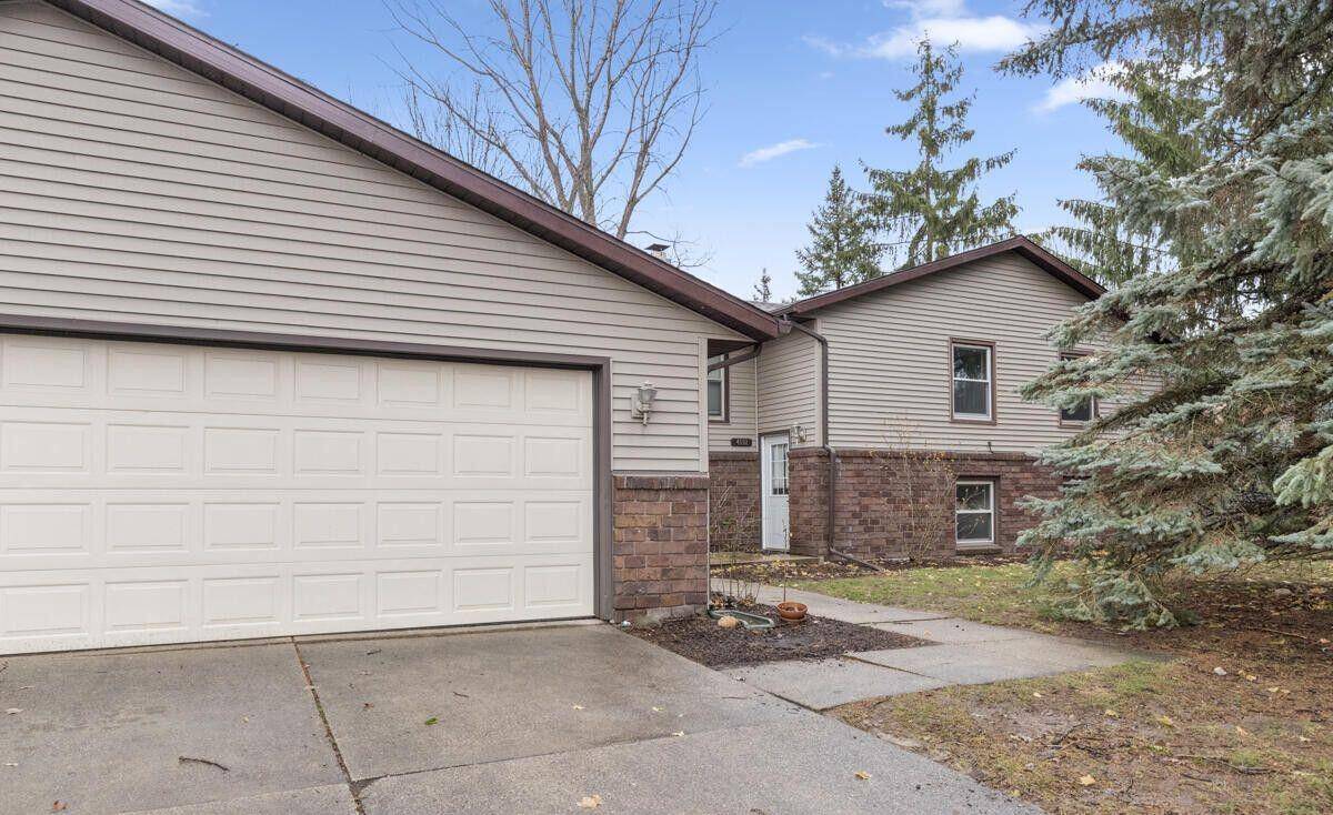 Kentwood, MI 49508,4690 Stauffer SE Avenue