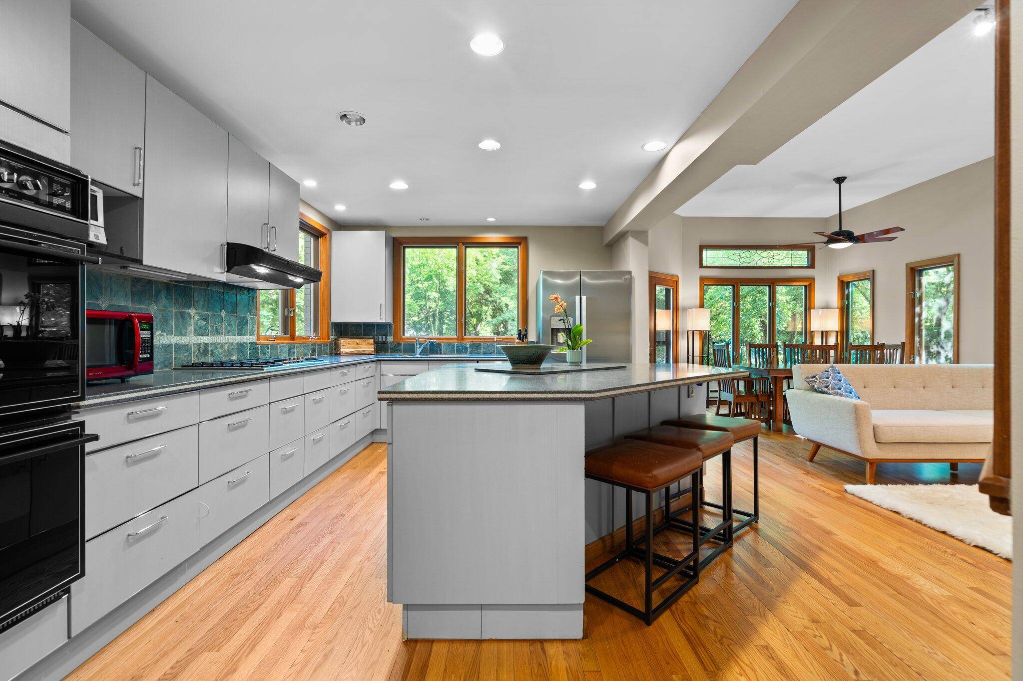 Ann Arbor, MI 48104,1711 Morton Avenue
