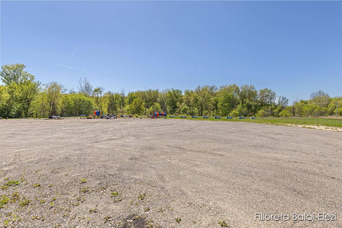 Caledonia, MI 49316,6105 E Paris SE Avenue