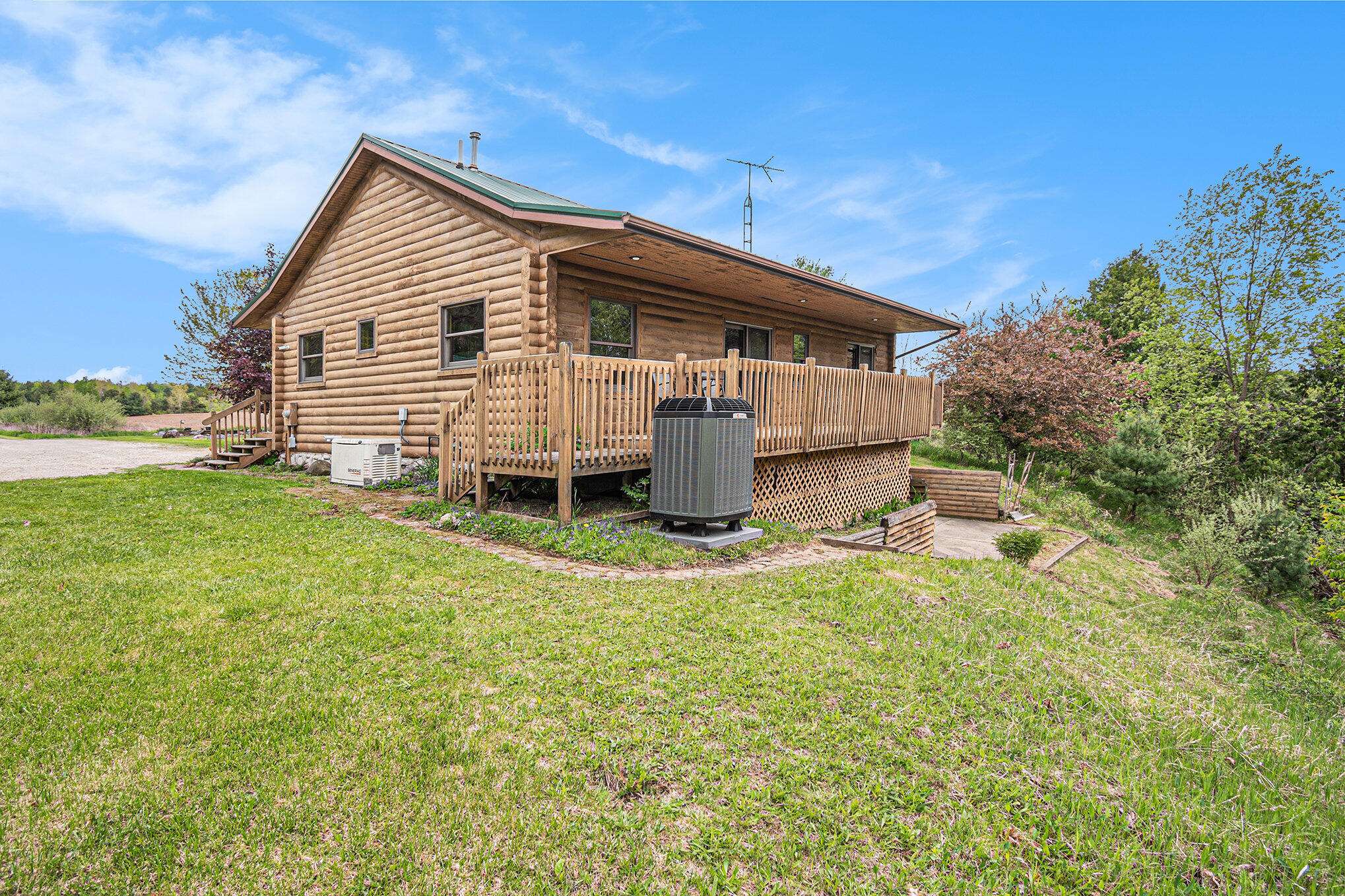 Sterling, MI 48659,884 N Gavord Road