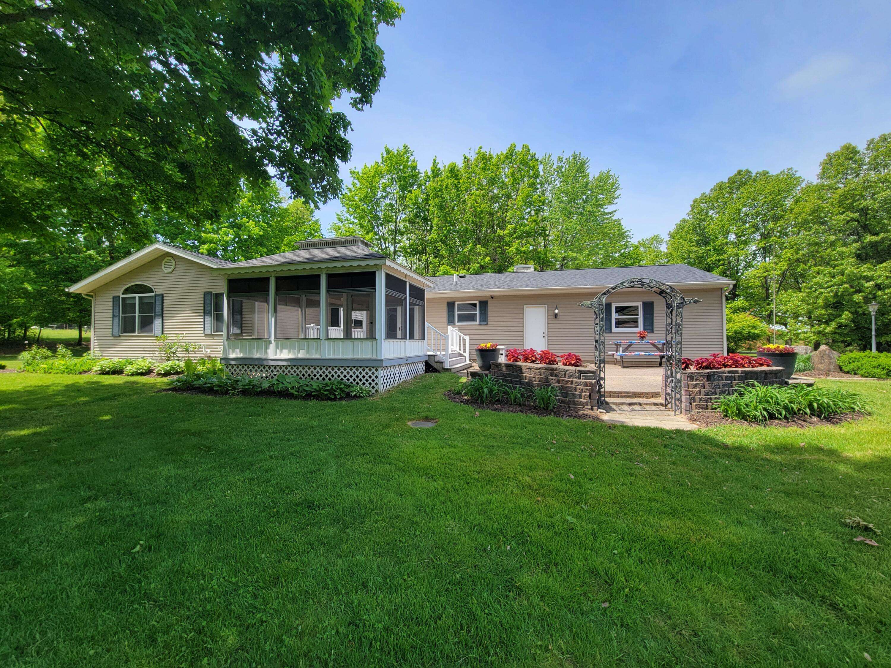 Kalamazoo, MI 49009,9490 N 12th Street