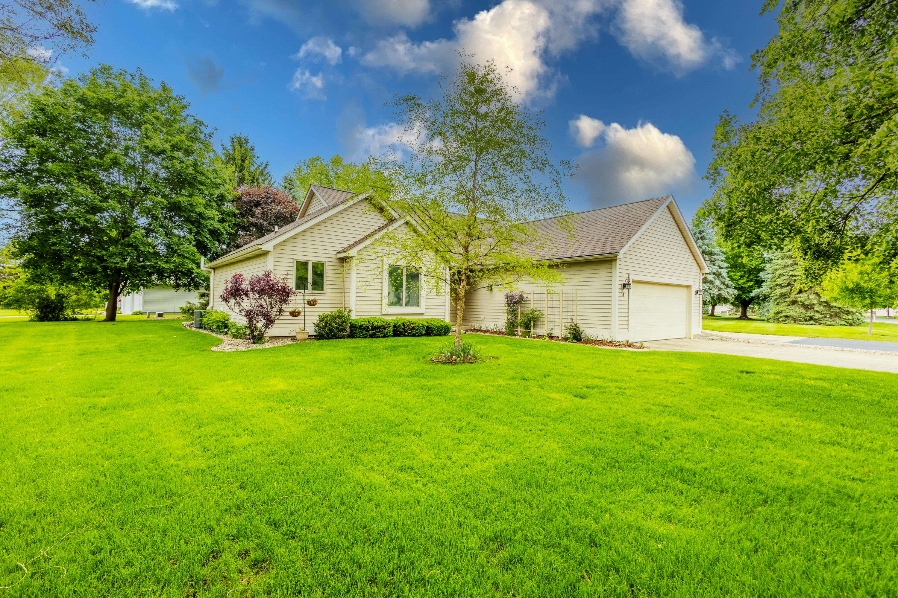 Coldwater, MI 49036,11 Oakdale Lane