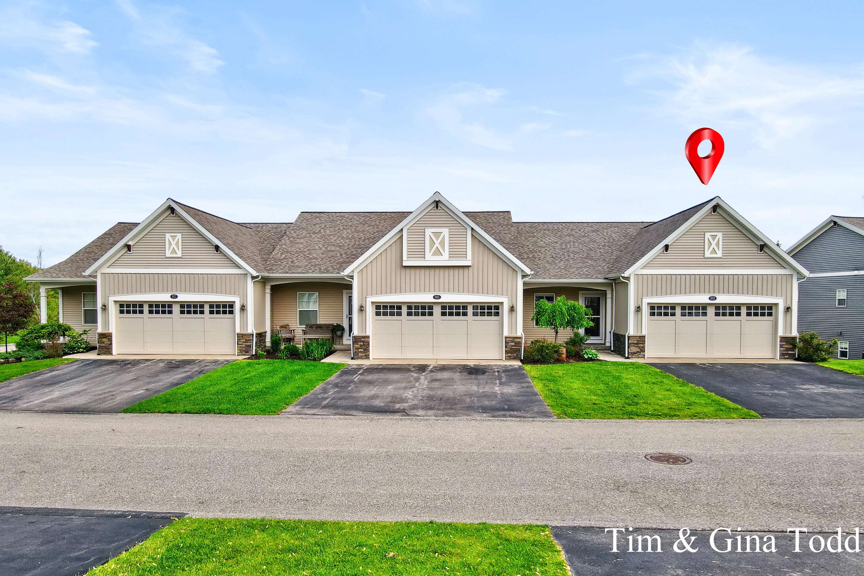 Byron Center, MI 49315,903 S Center Park SW Drive #14