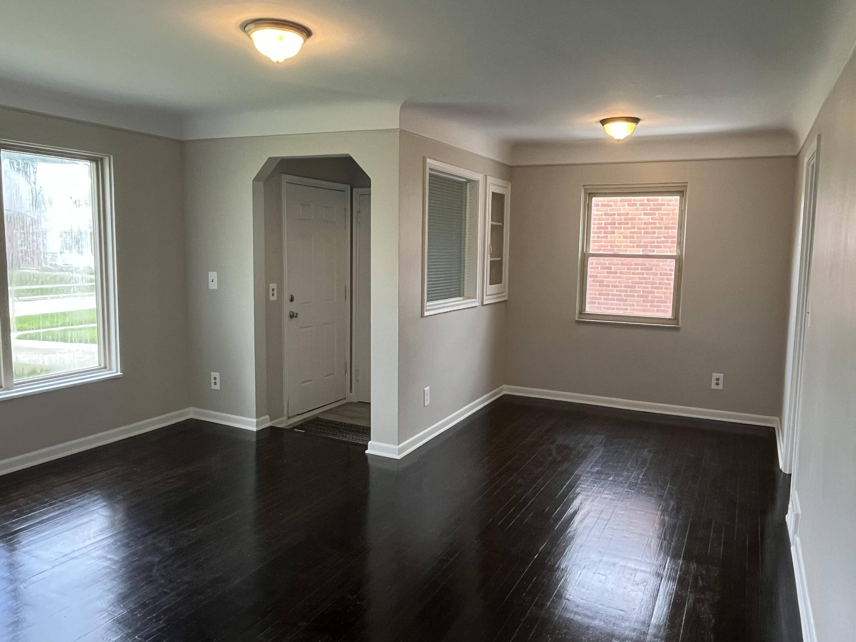 Oak Park, MI 48237,24680 Kenosha St Street