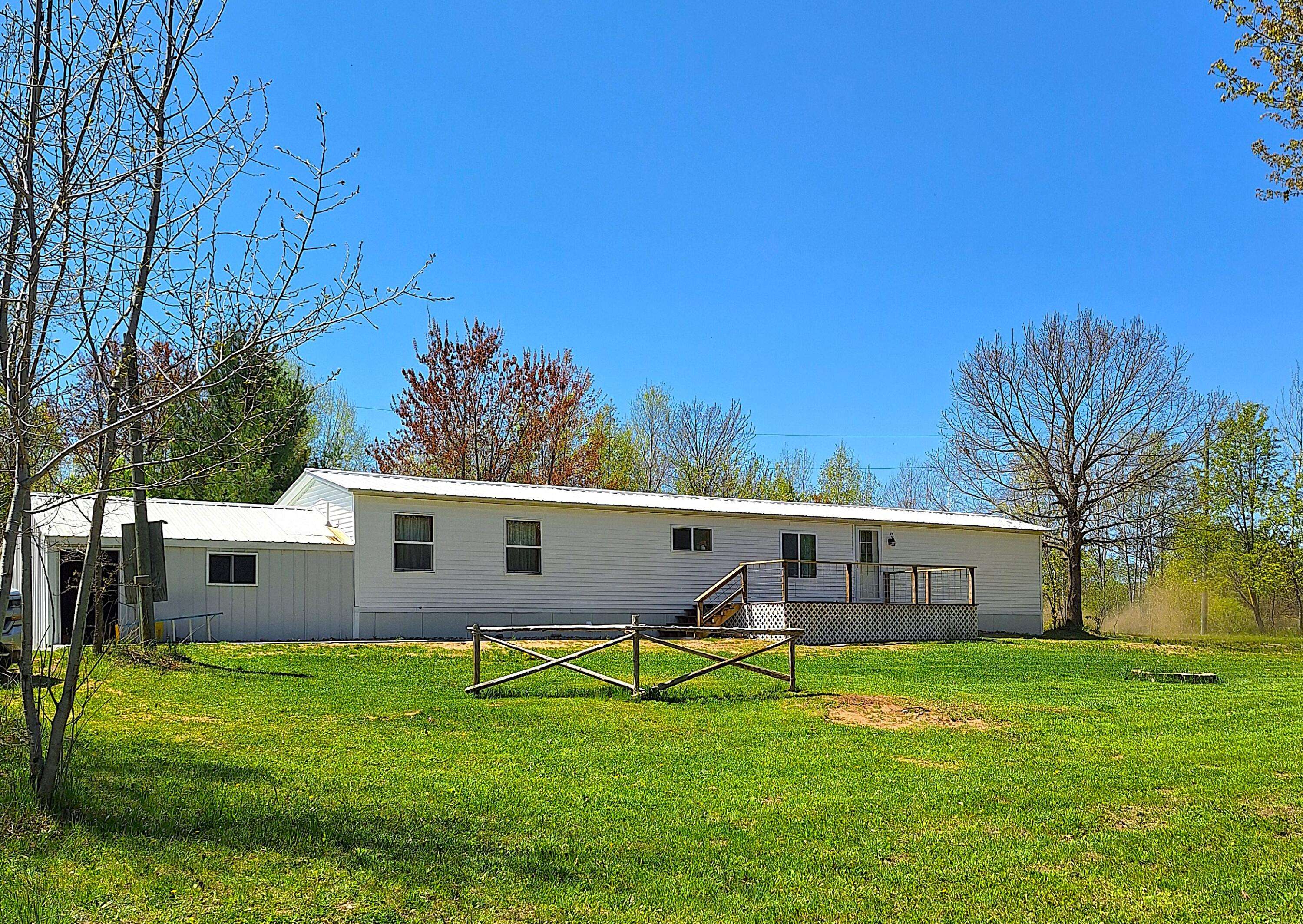 Walkerville, MI 49459,6334 N 168th Avenue