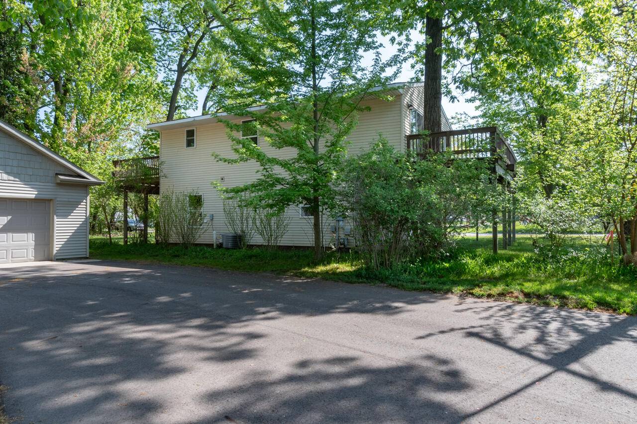 Portage, MI 49002,8536 Lovers Lane