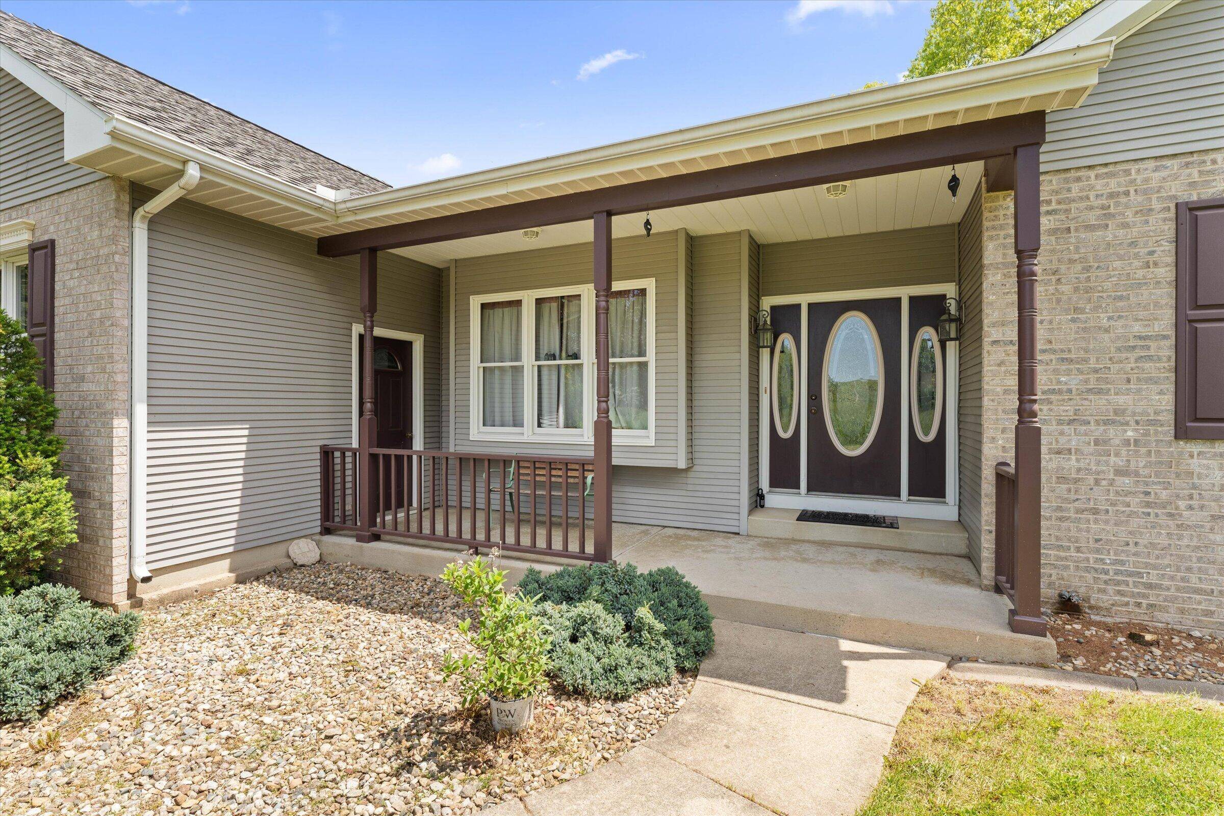 Buchanan, MI 49107,1975 Sage Road