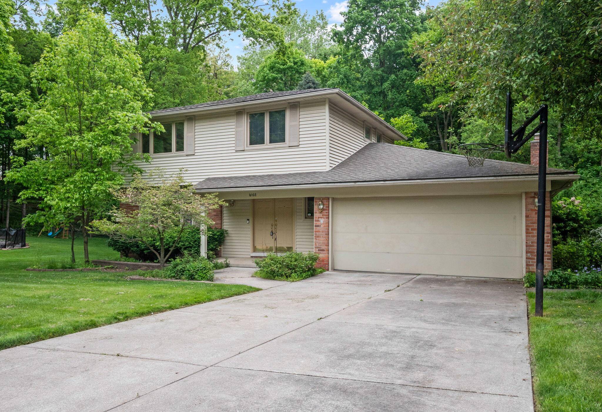 Northville, MI 48167,1068 Grace Court