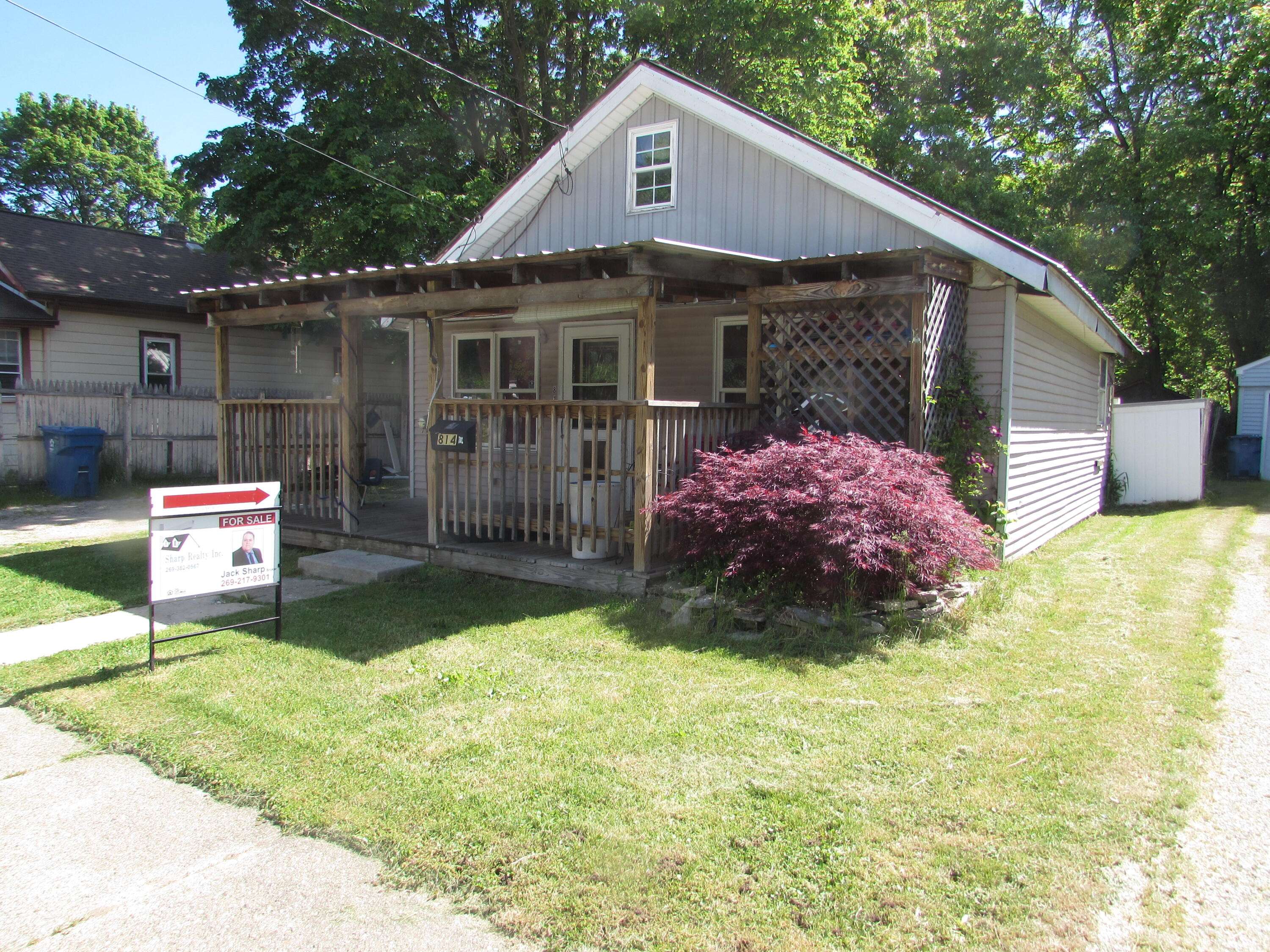 Kalamazoo, MI 49048,814 Ira Avenue