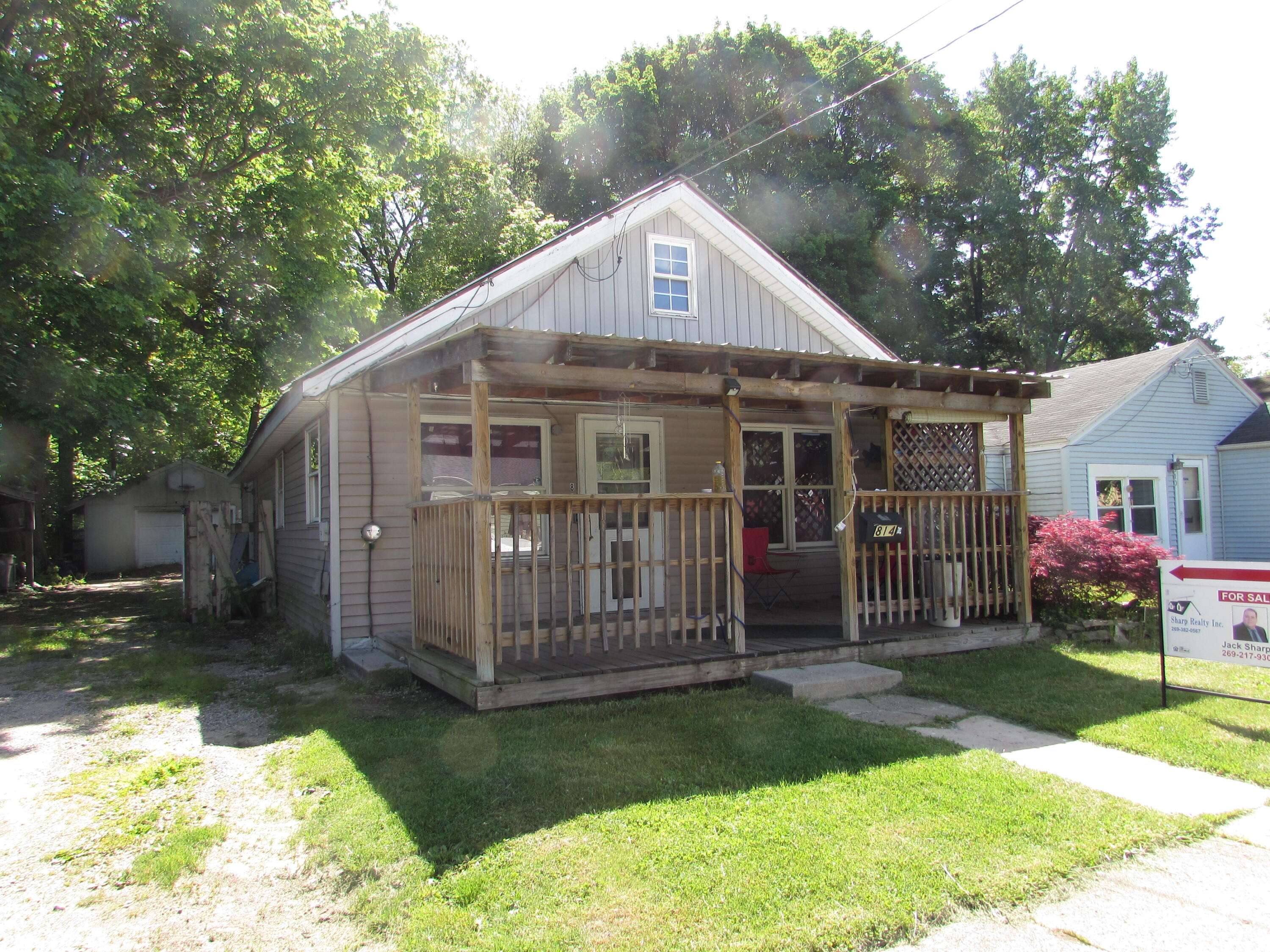 Kalamazoo, MI 49048,814 Ira Avenue