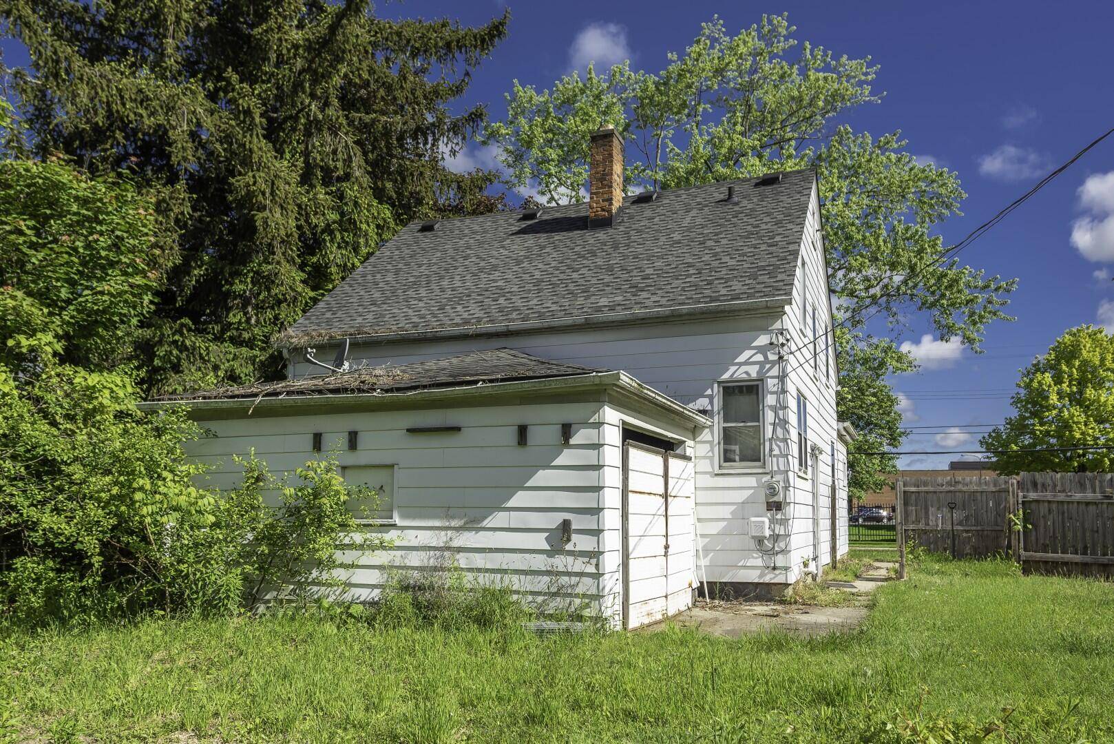 Ypsilanti, MI 48198,566 Davis Street