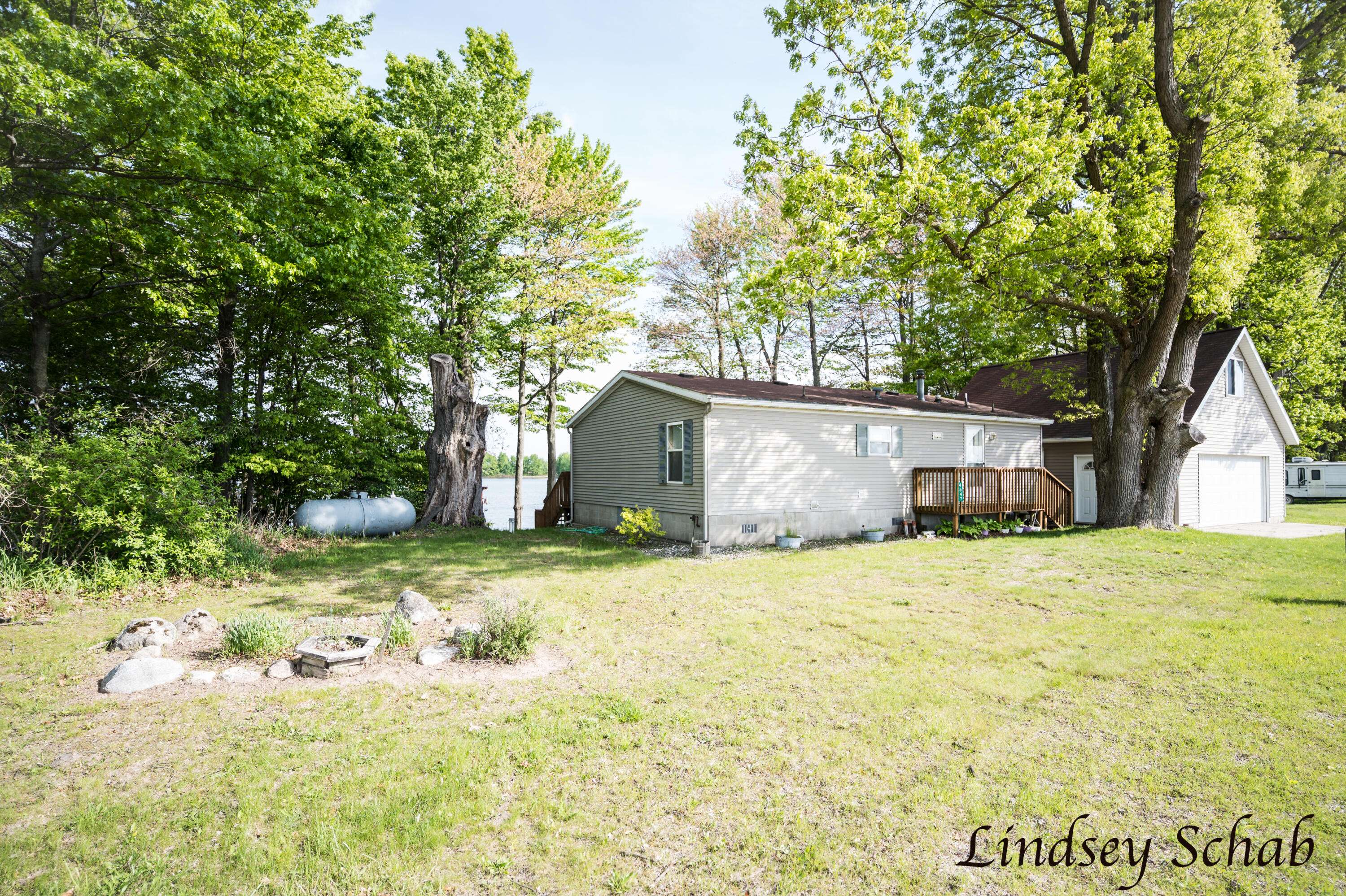 Coral, MI 49322,4647 Lakeview Drive