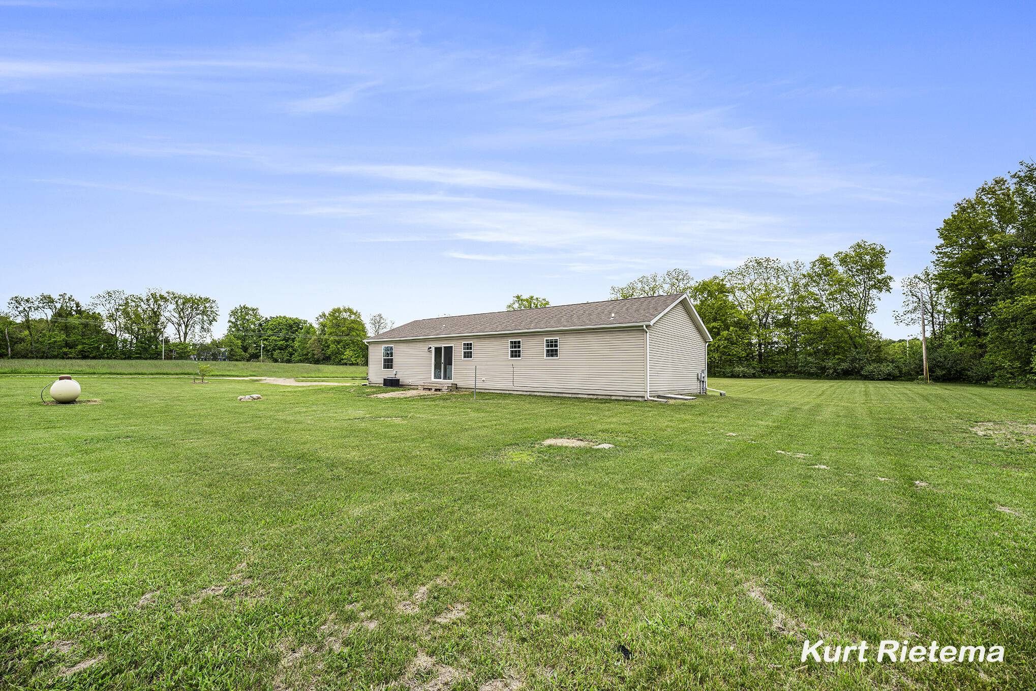 Grand Junction, MI 49056,532 48th Street