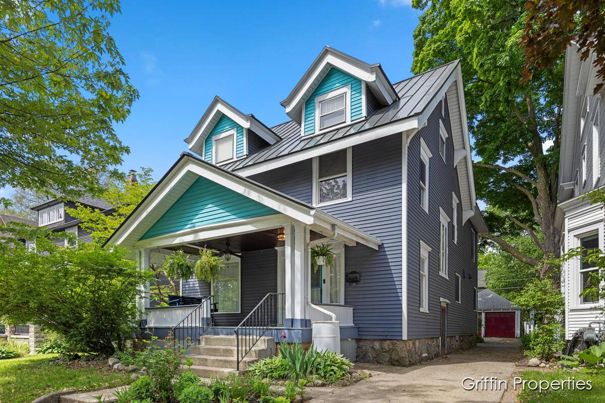 Grand Rapids, MI 49506,331 Carlton SE Avenue