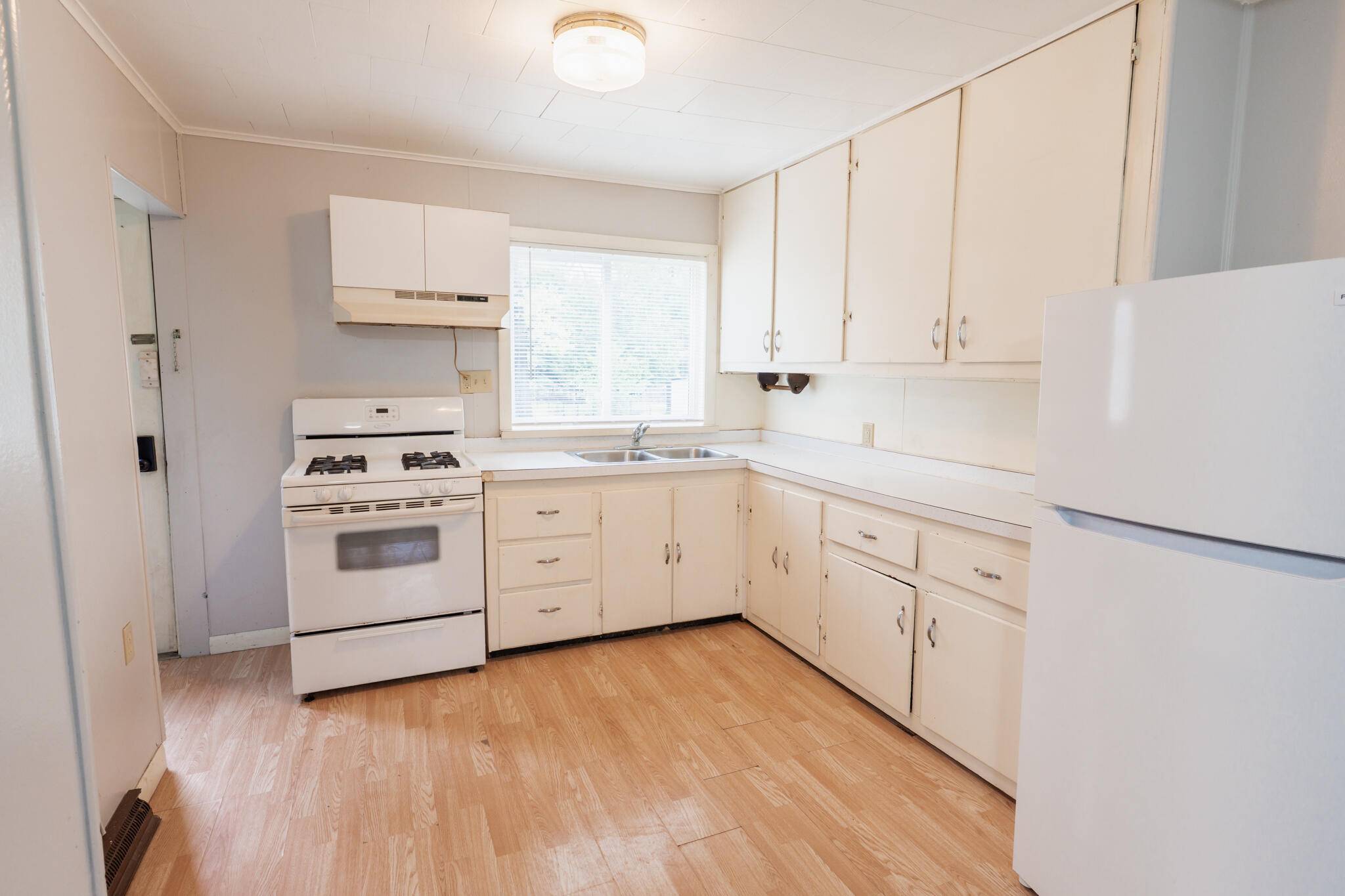 Farwell, MI 48622,2204 W Surrey Road