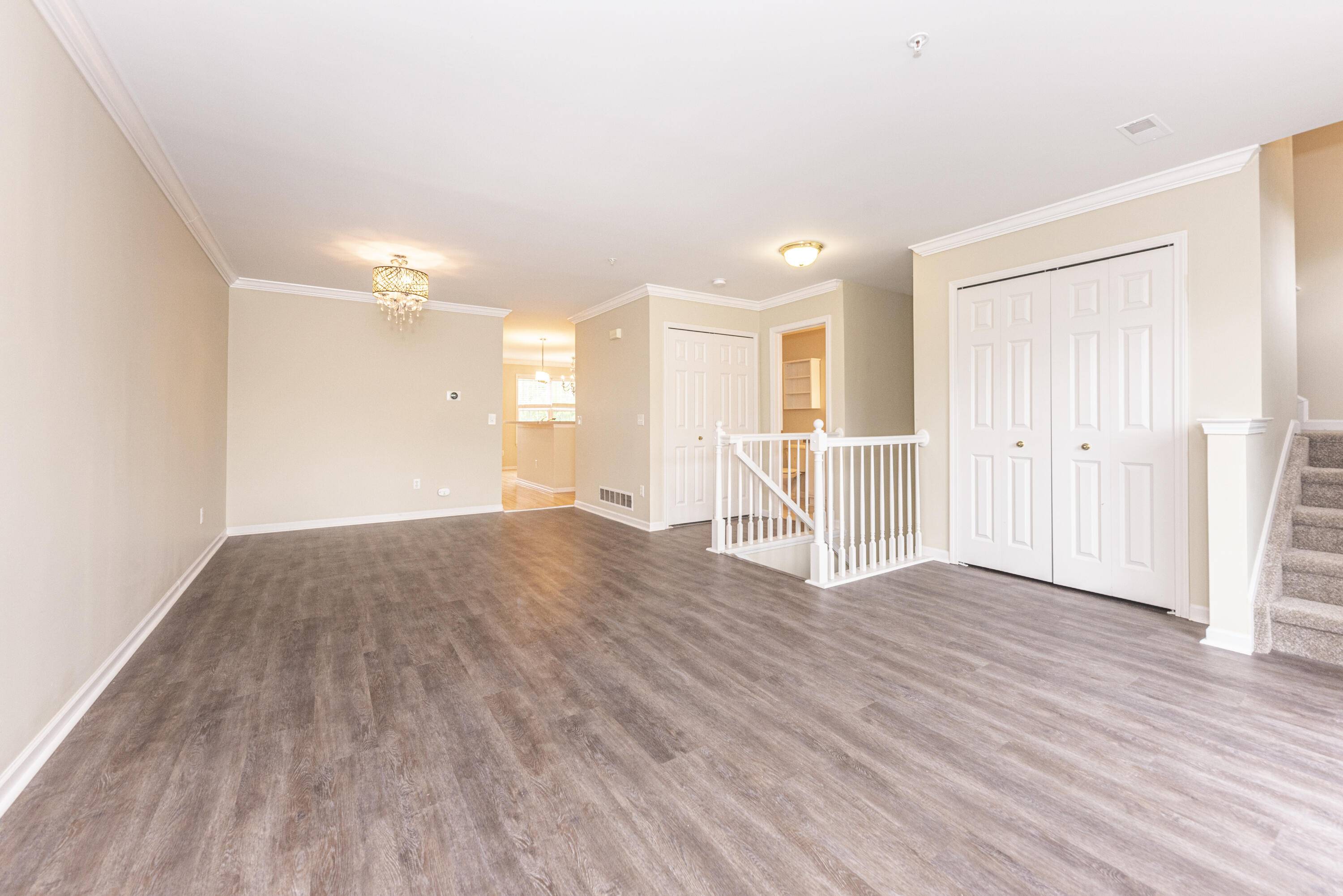 Ann Arbor, MI 48105,2912 Barclay Way