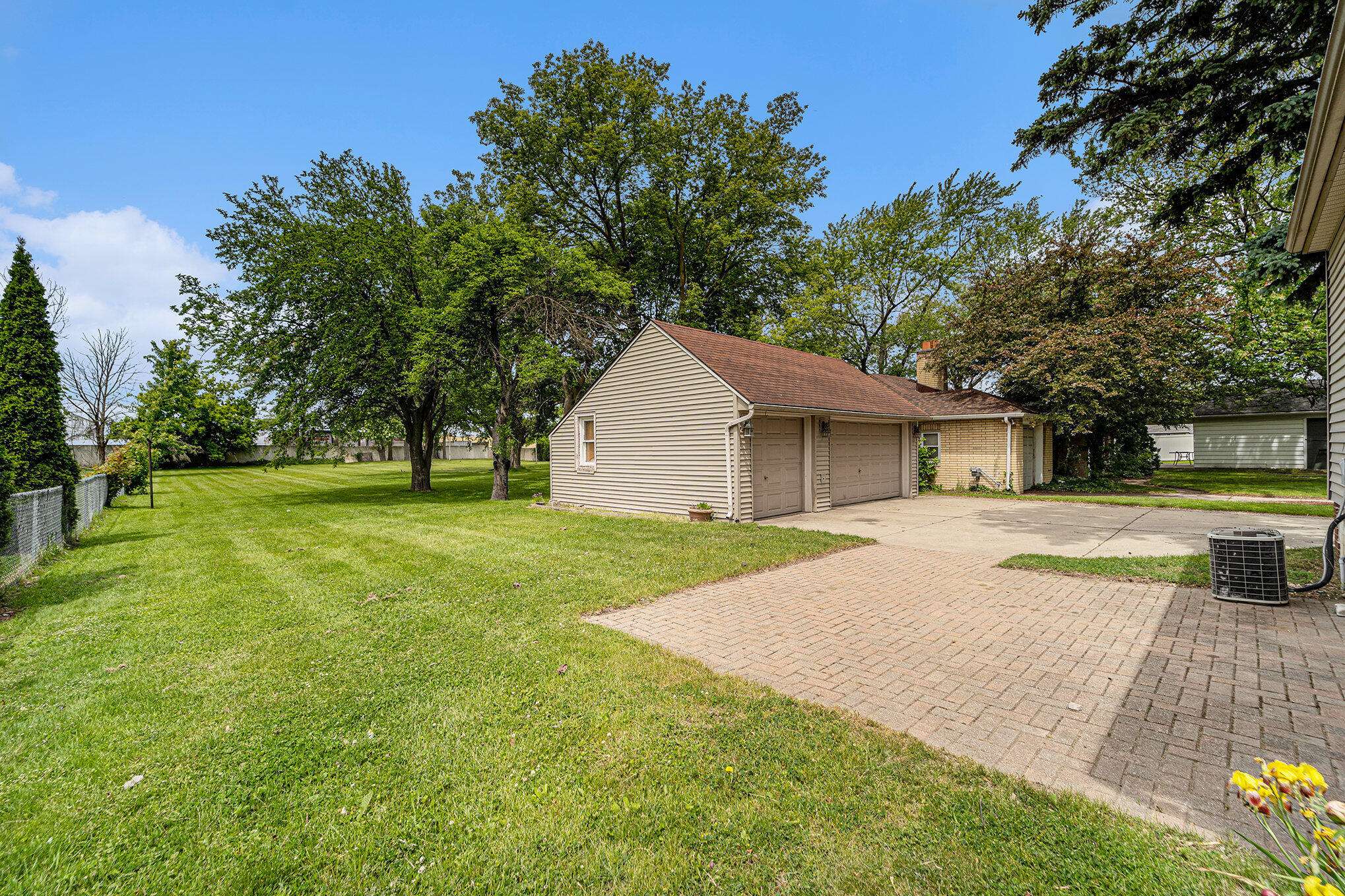 Warren, MI 48091,24795 Eureka Avenue