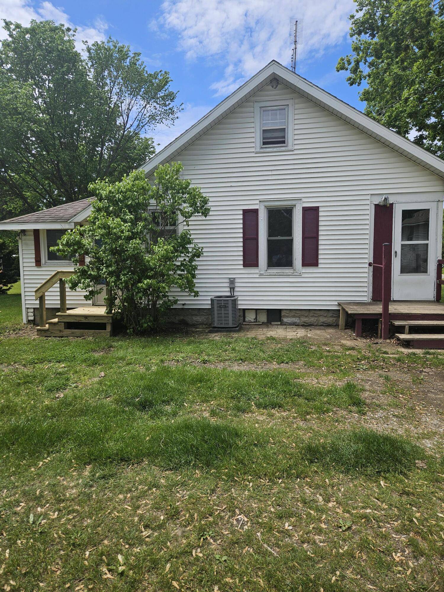 Benton Harbor, MI 49022,2745 Riverside Road