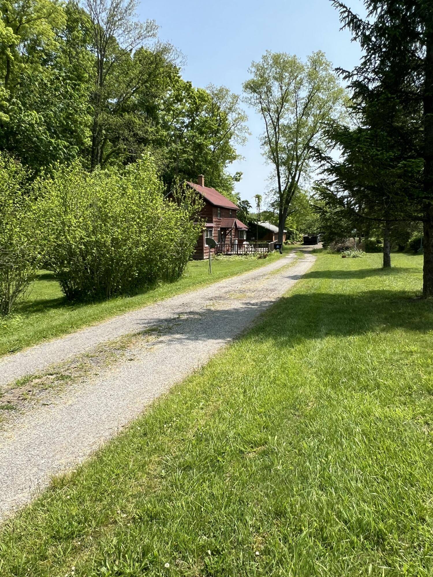 Three Oaks, MI 49128,7530 Warren Woods Road