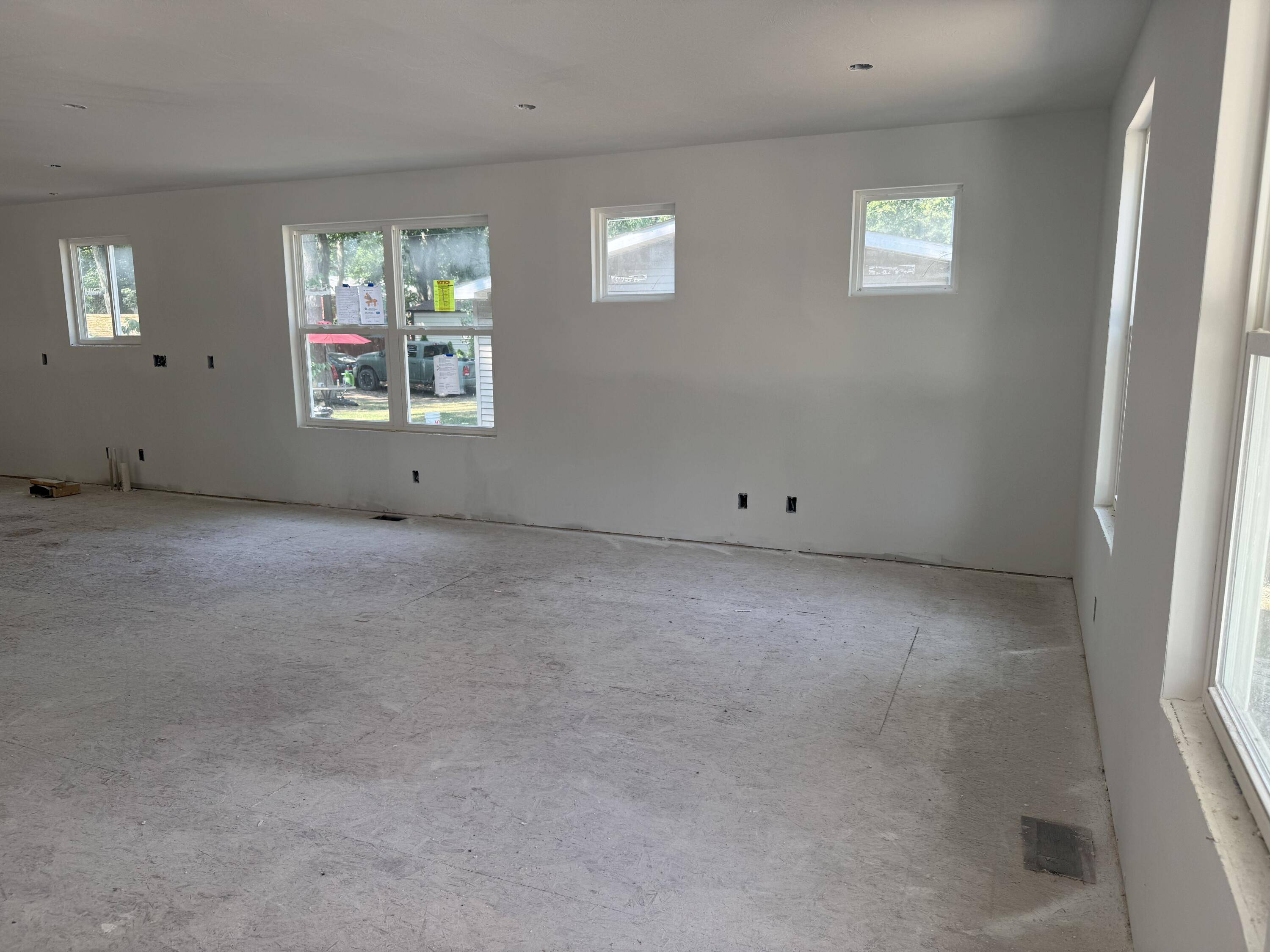 Holland, MI 49424,44 Manley Avenue