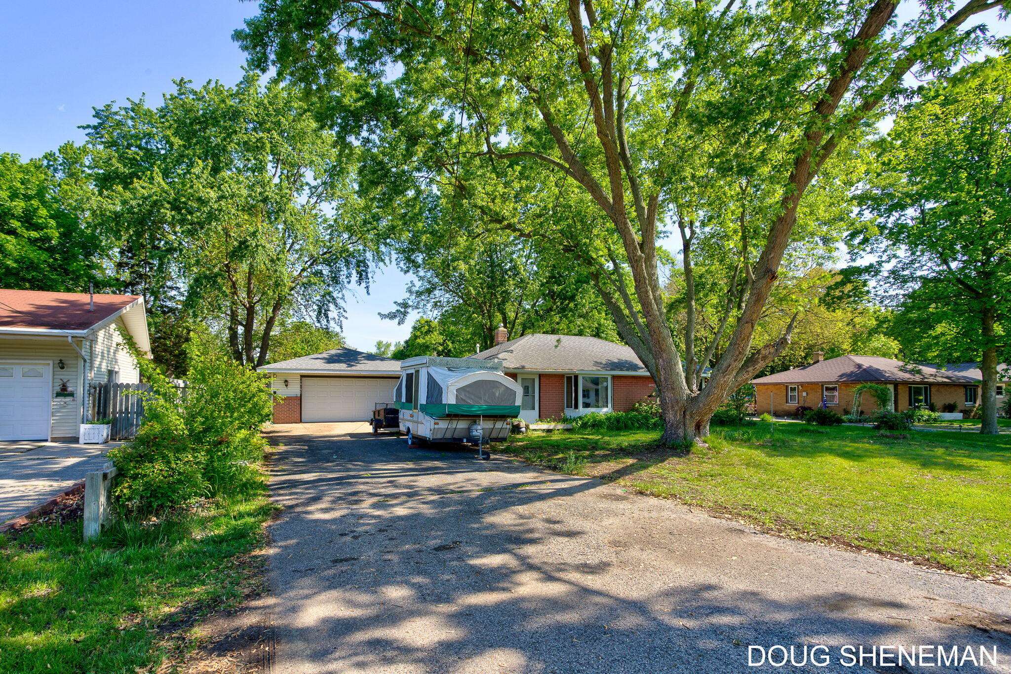 Holland, MI 49424,14157 Carol Street