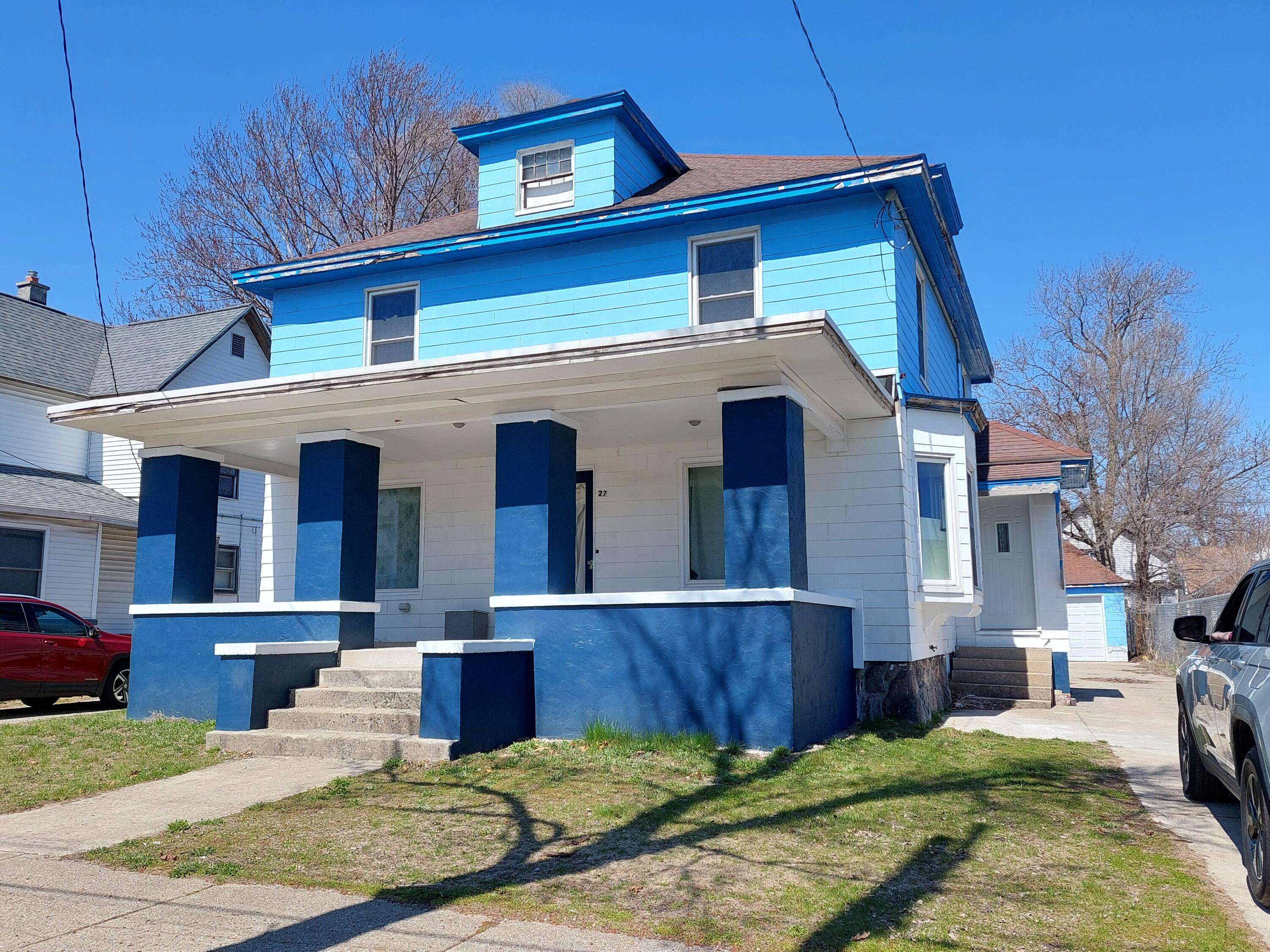 Grand Rapids, MI 49507,27 Rose SW Street