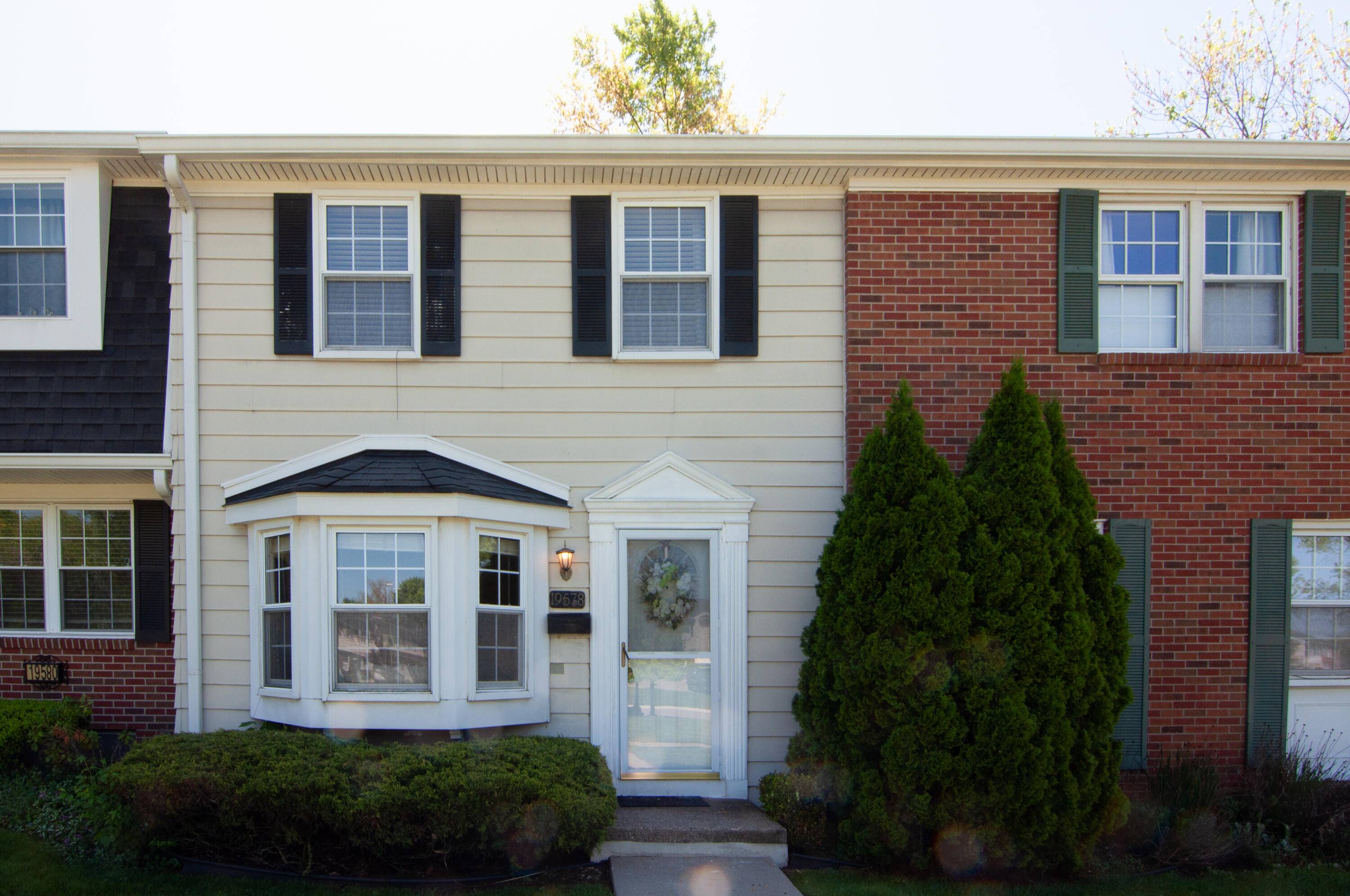 Northville, MI 48167,19578 Crystal Lake Drive