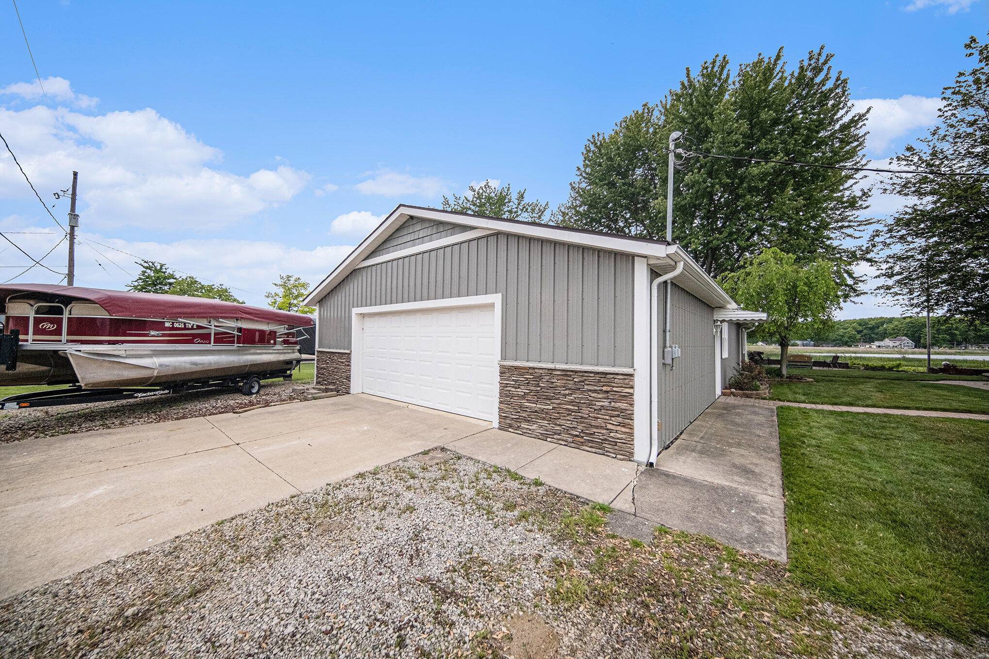 Brooklyn, MI 49230,329 Pamela Circle