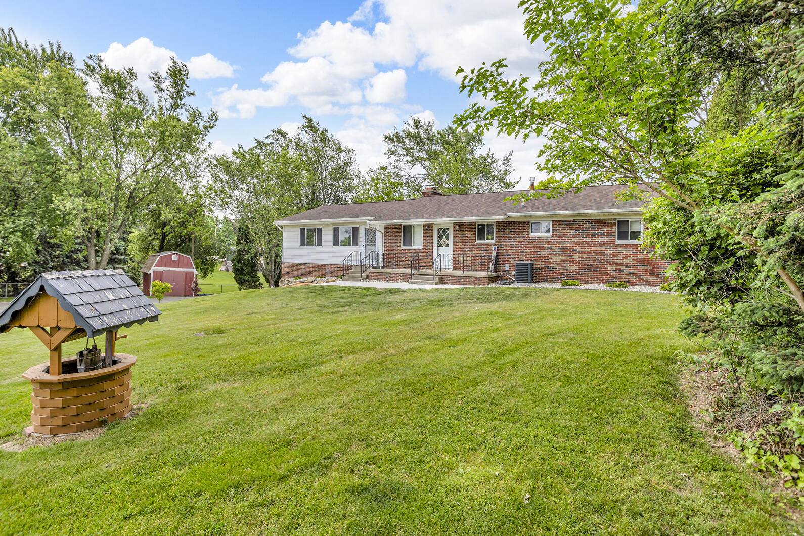 Brooklyn, MI 49230,306 E Ridge Drive
