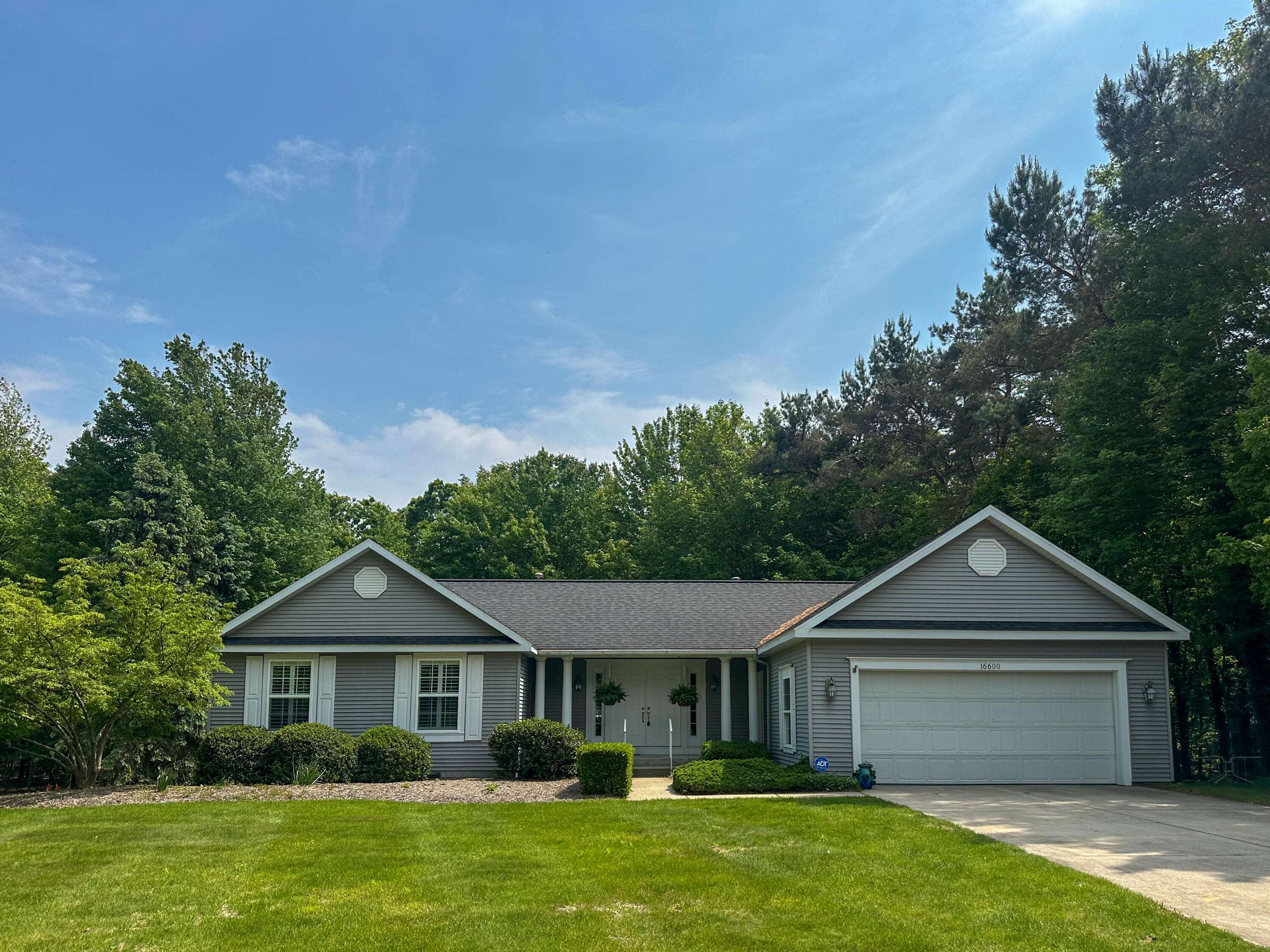 Grand Haven, MI 49417,16600 Pine Dunes Court