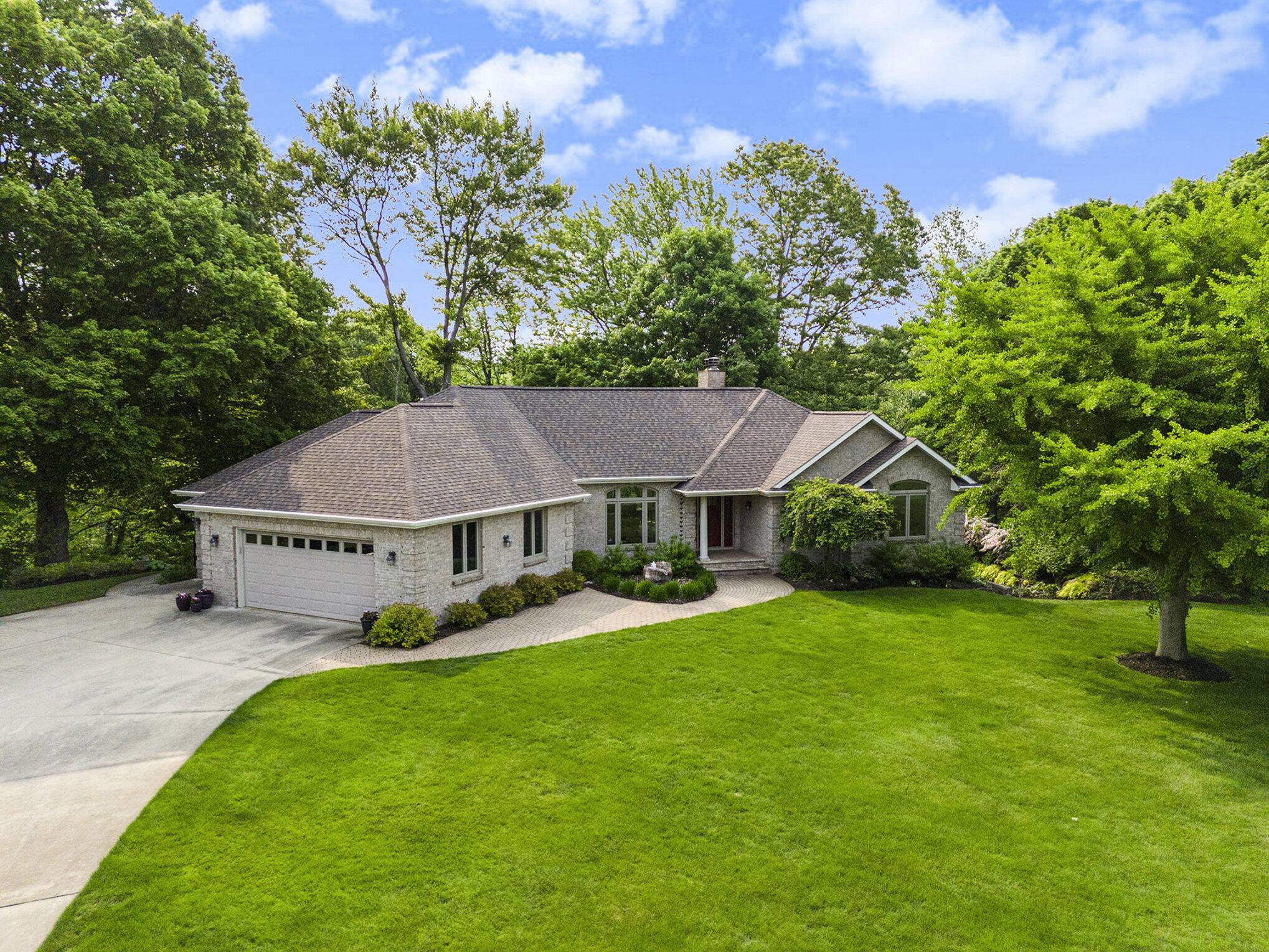 South Haven, MI 49090,565 Hawksnest Drive