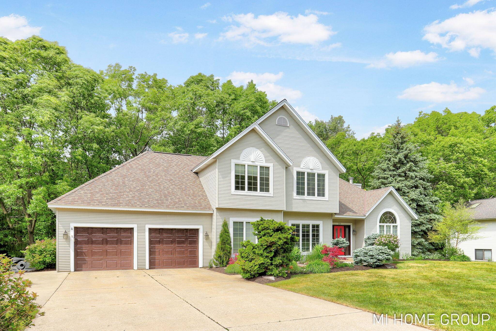 Holland, MI 49424,2103 Woodlark Drive