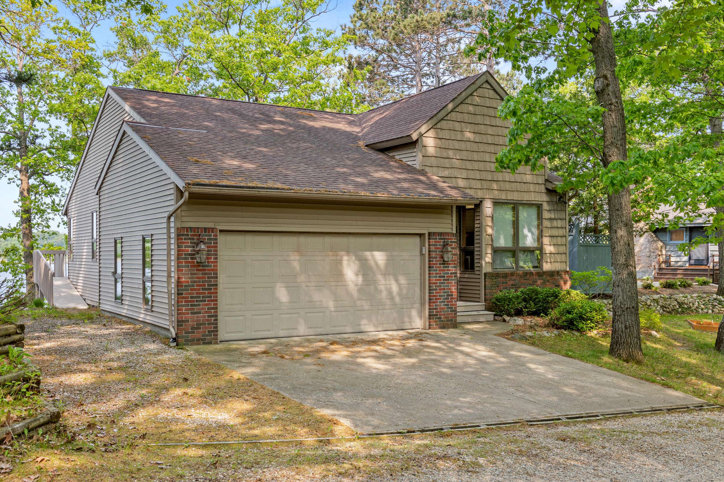 Mecosta, MI 49332,10481 Midshore Drive