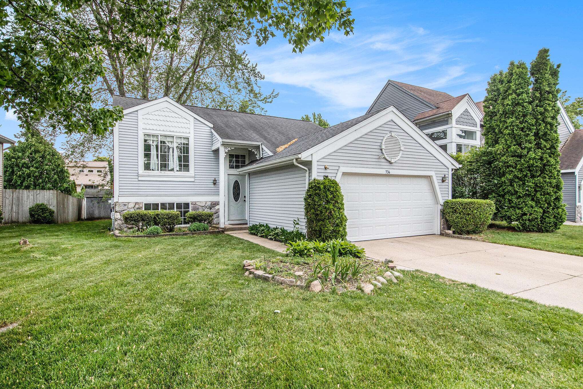 Kentwood, MI 49548,734 Springwood SE Drive