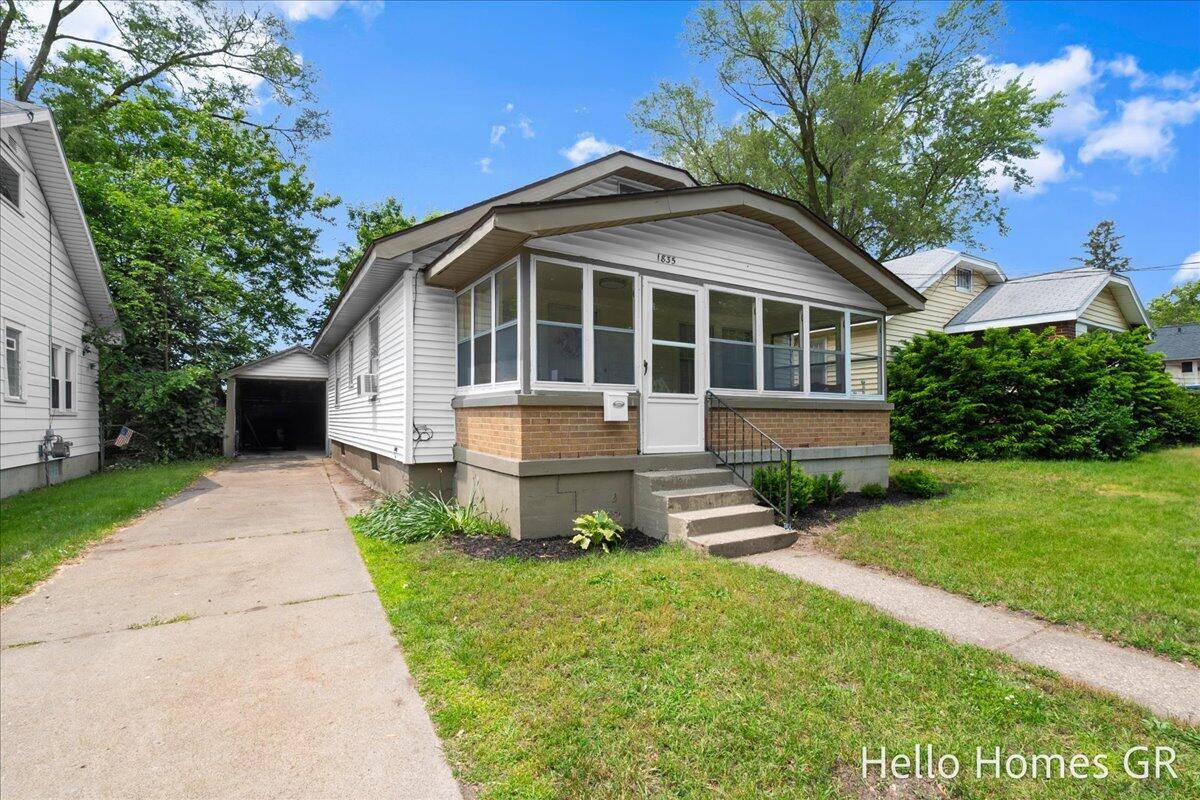 Grand Rapids, MI 49507,1835 Thelma SE Avenue