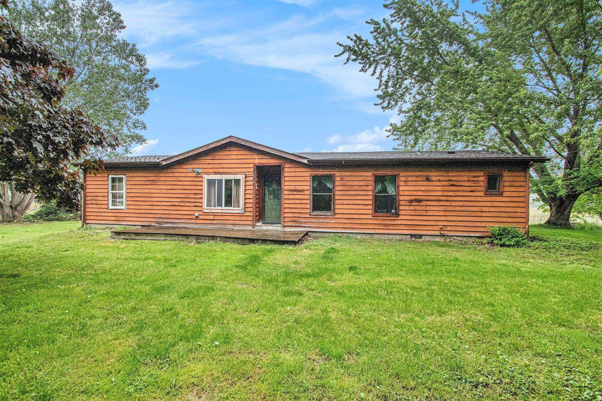 Three Oaks, MI 49128,6727 Youngren Road