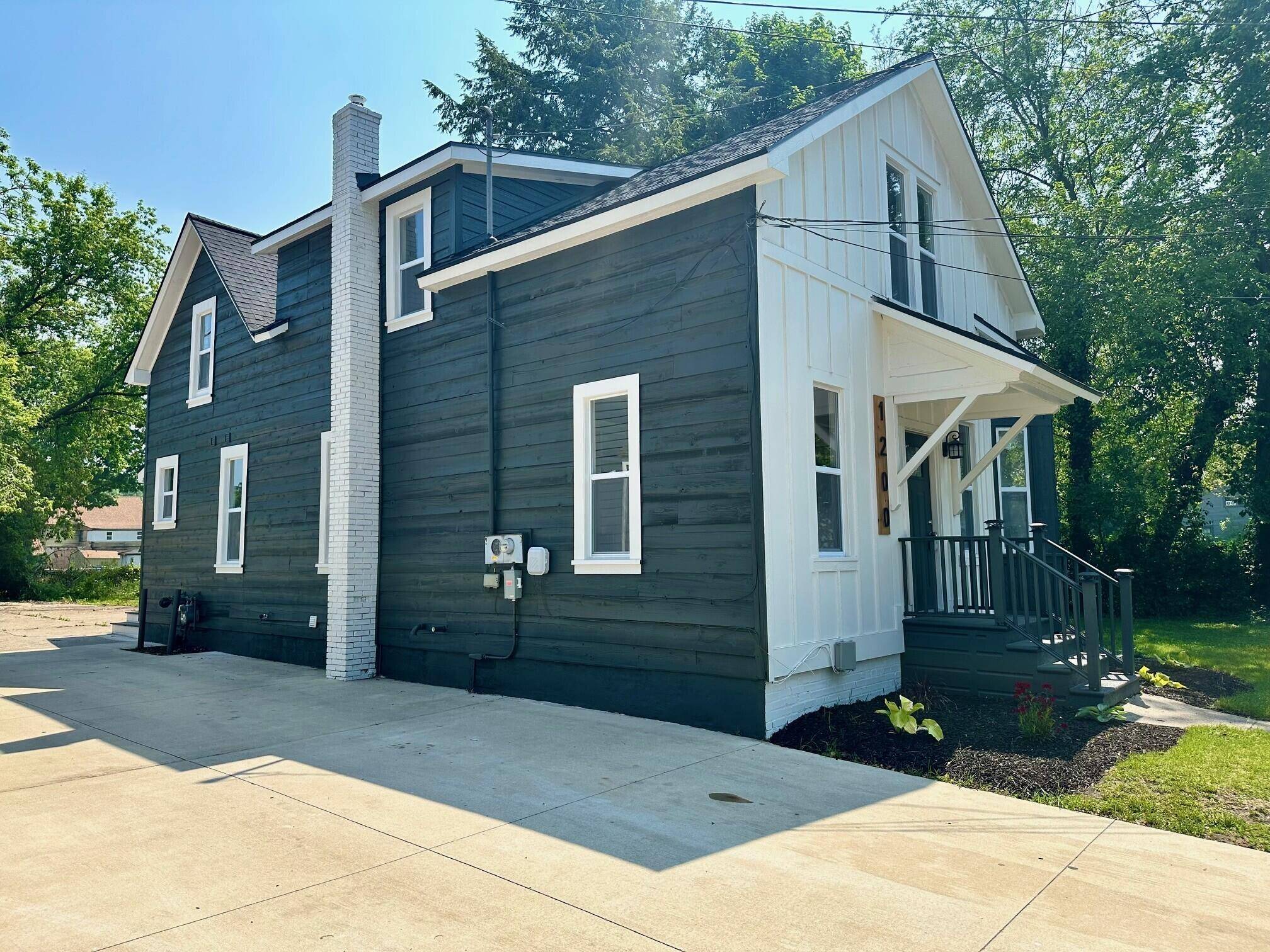 Muskegon, MI 49442,1200 Pine Street