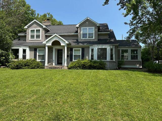 East Grand Rapids, MI 49506,1428 Woodlawn SE Avenue