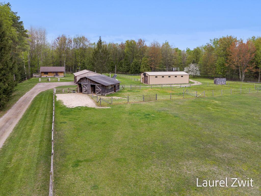 Hart, MI 49420,1442 W Tyler Road #(A)